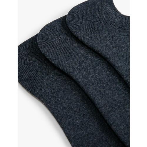 socks-sc-8ebadf.jpg