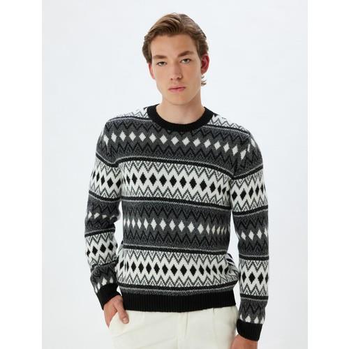 sweaters-306acd.jpg