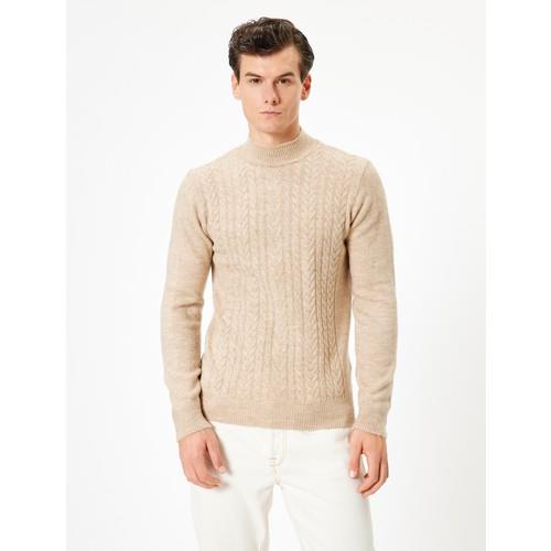 sweaters-b-490a.jpg