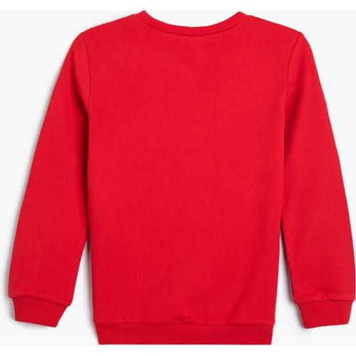 sweatshirts-542f0b.jpg