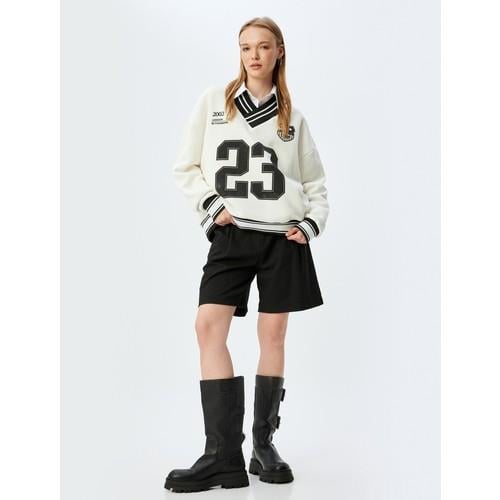sweatshirts-561021.jpg