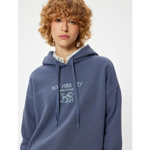 sweatshirts-66-989.jpg