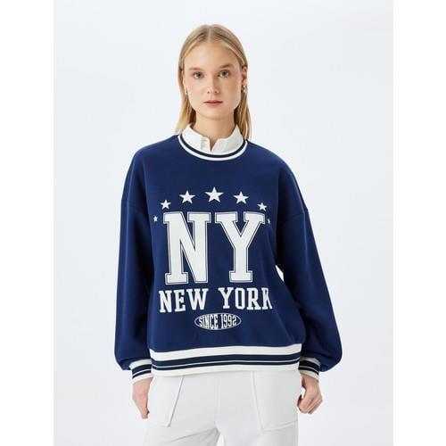 sweatshirts-9944-0.jpg