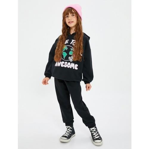 sweatshirts-f-89d8.jpg