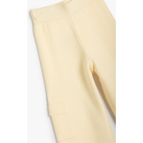 trousers-131233.jpg
