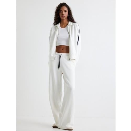 trousers-16eb37.jpg