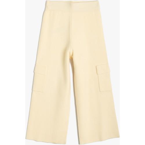 trousers-429446.jpg