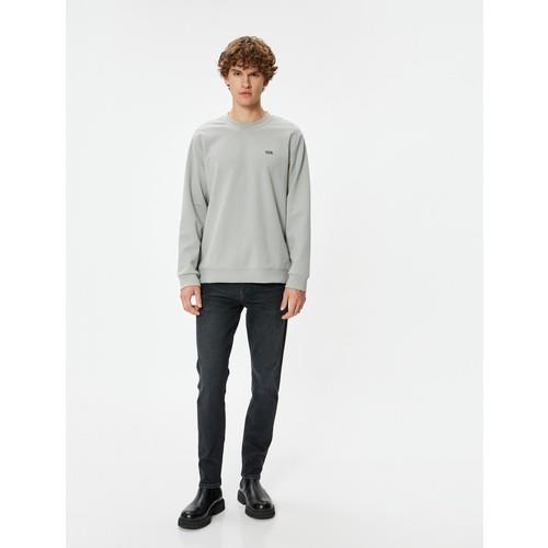 trousers-4c48-b.jpg