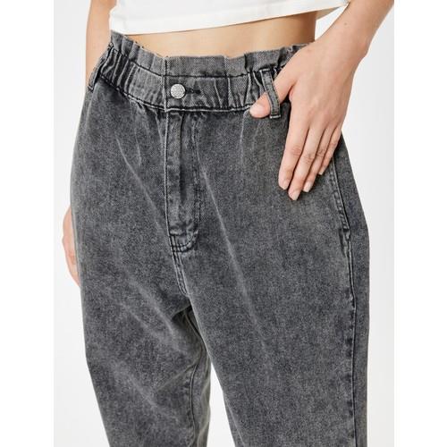 trousers-6b7-a4.jpg