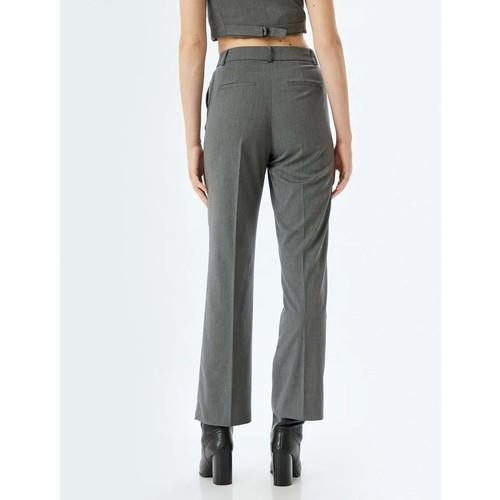 trousers-7783fc.jpg