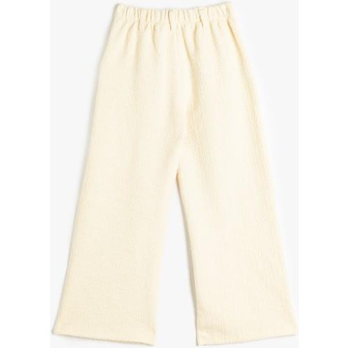 trousers-b62ee0.jpg