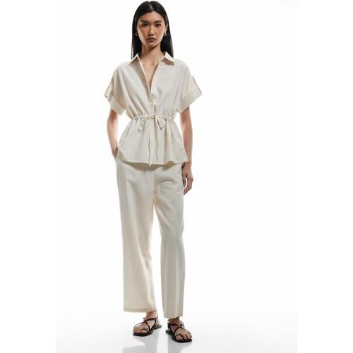 trousers-b66627.jpg
