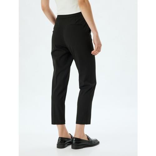 trousers-bsc-603735.jpg
