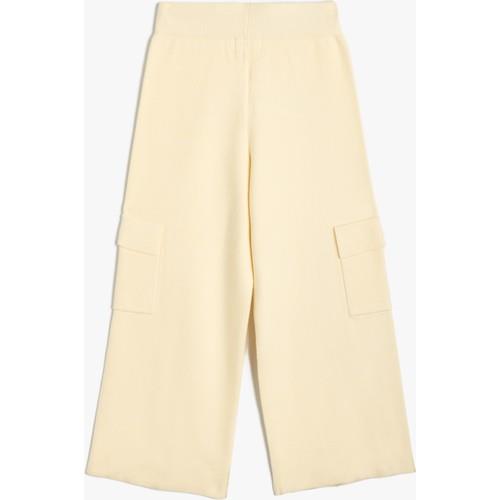 trousers-c2848f.jpg