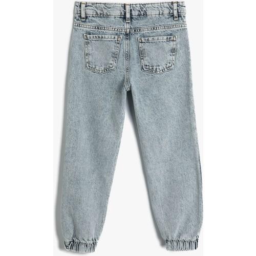 trousers-fb51e2.jpg