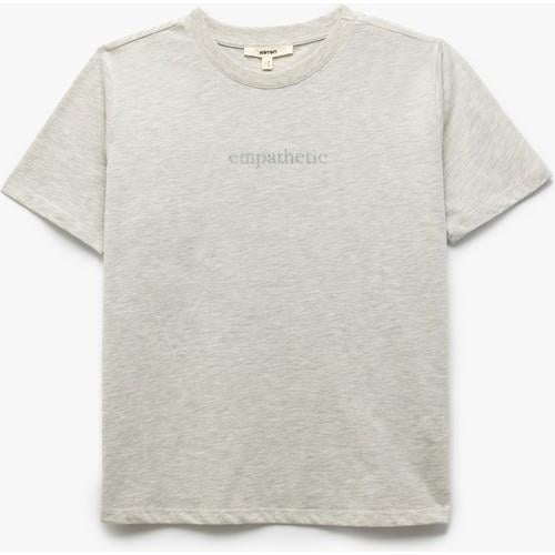 tshirt-ss-b8ff-7.jpg