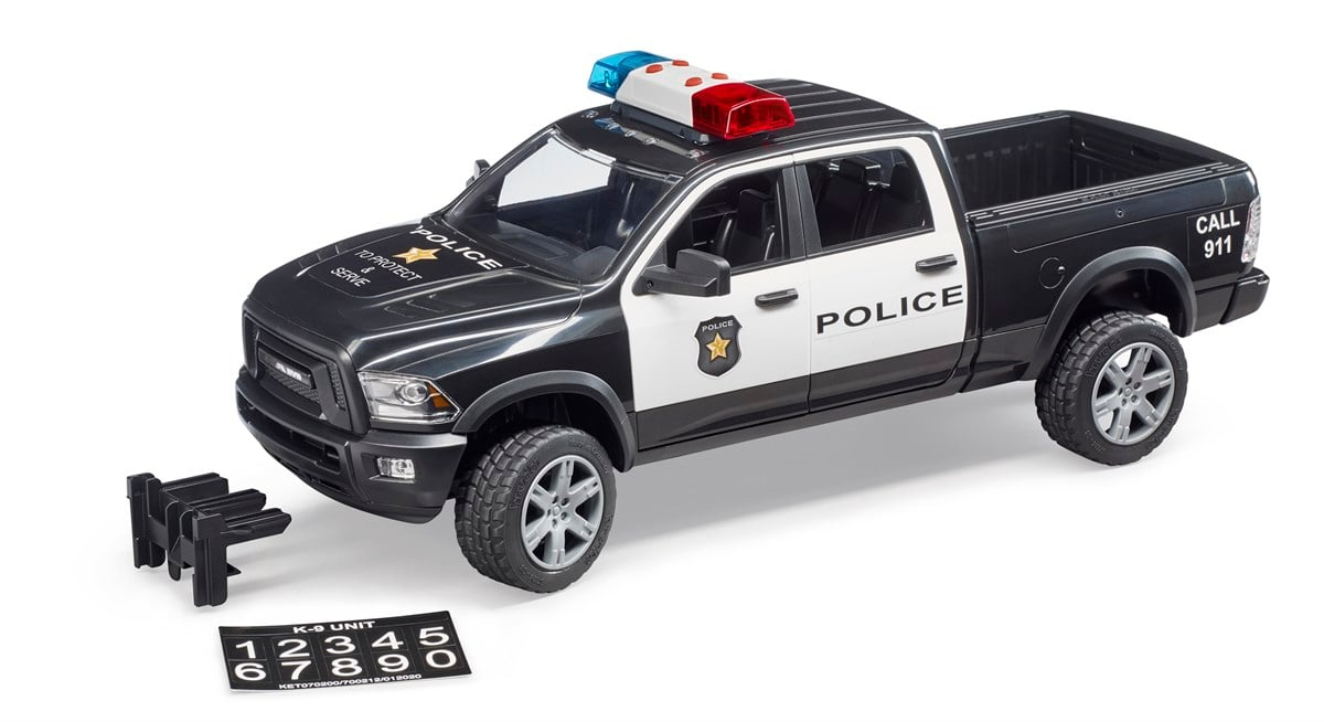 Bruder Ram 2500 Polis Araci Ve Memur