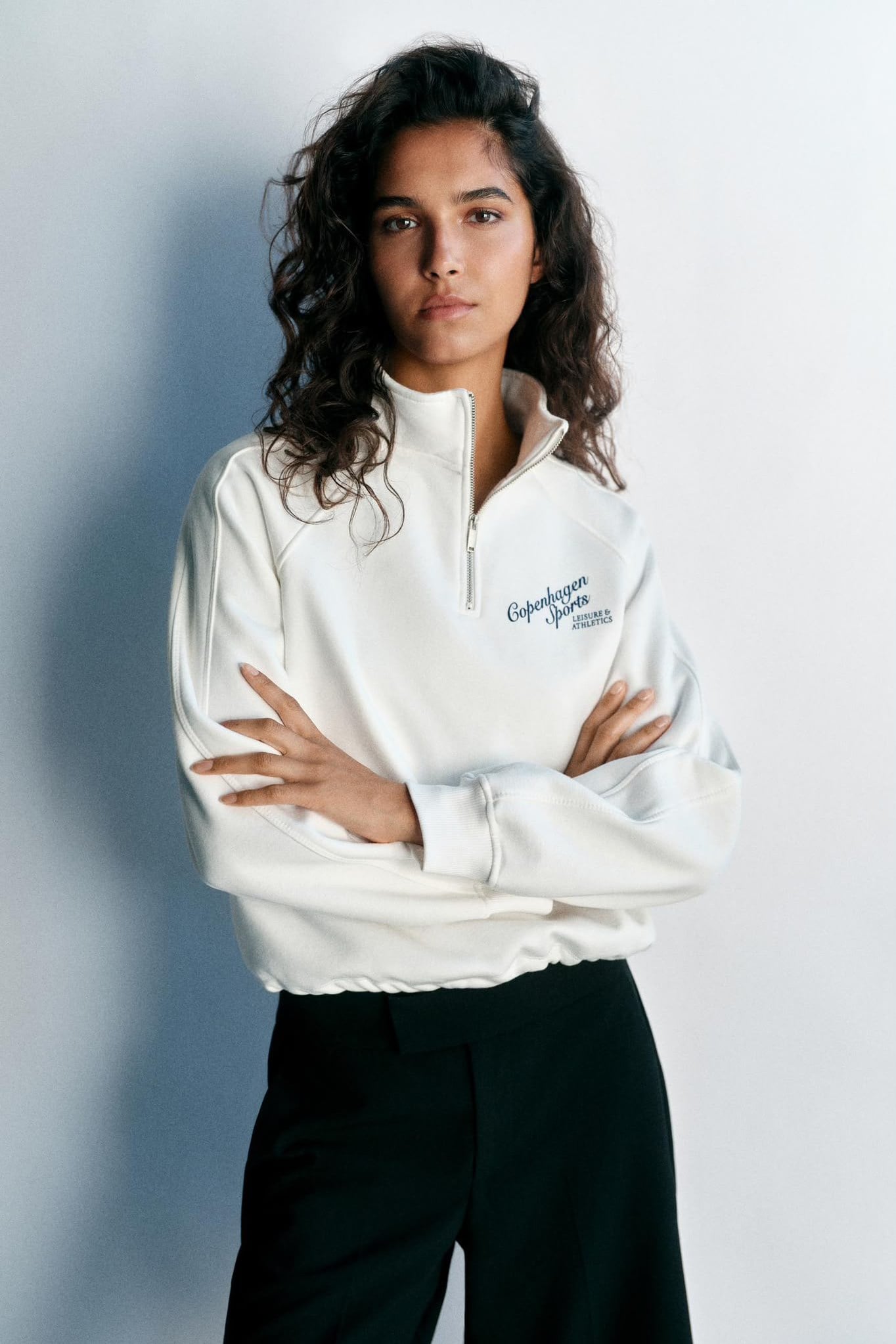 STR Beyaz Sweatshirt