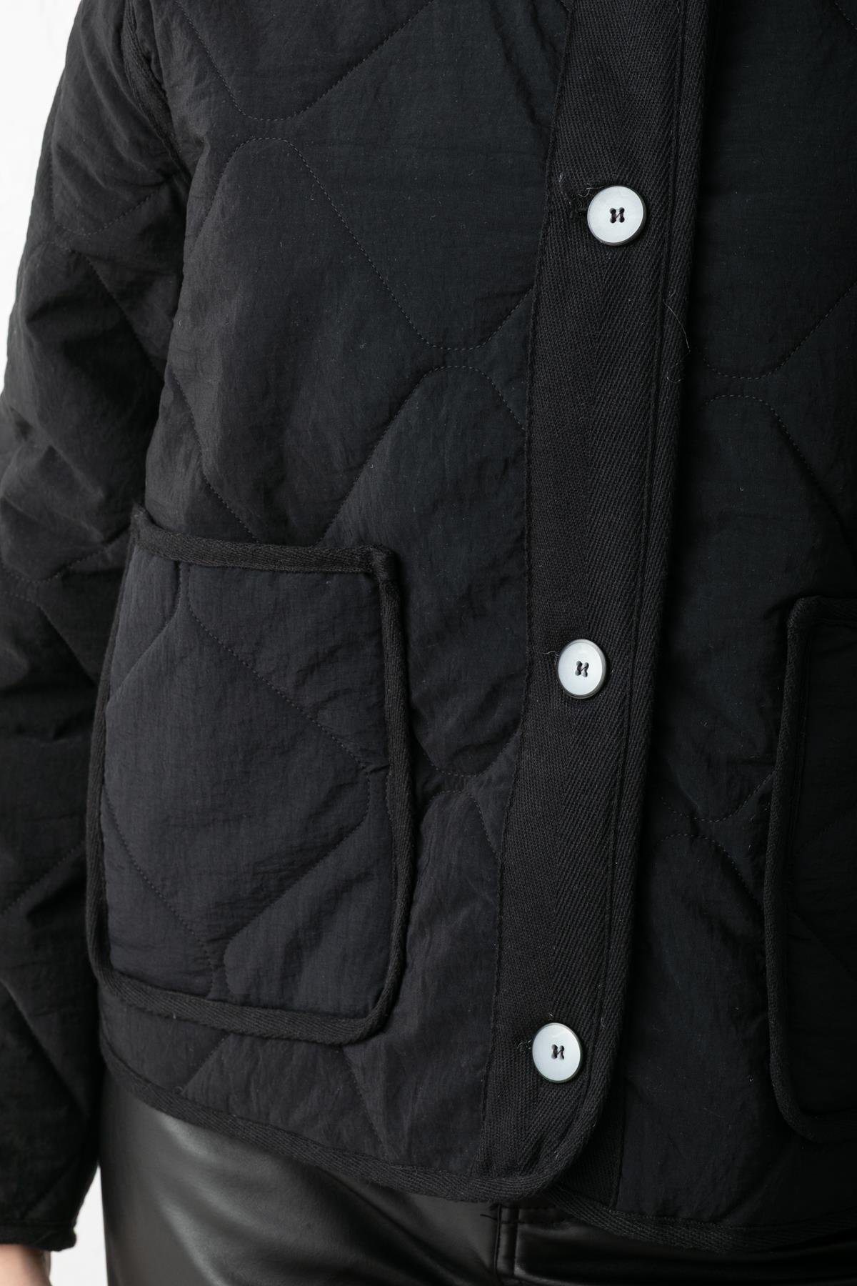 ZR Siyah Capitone Mont