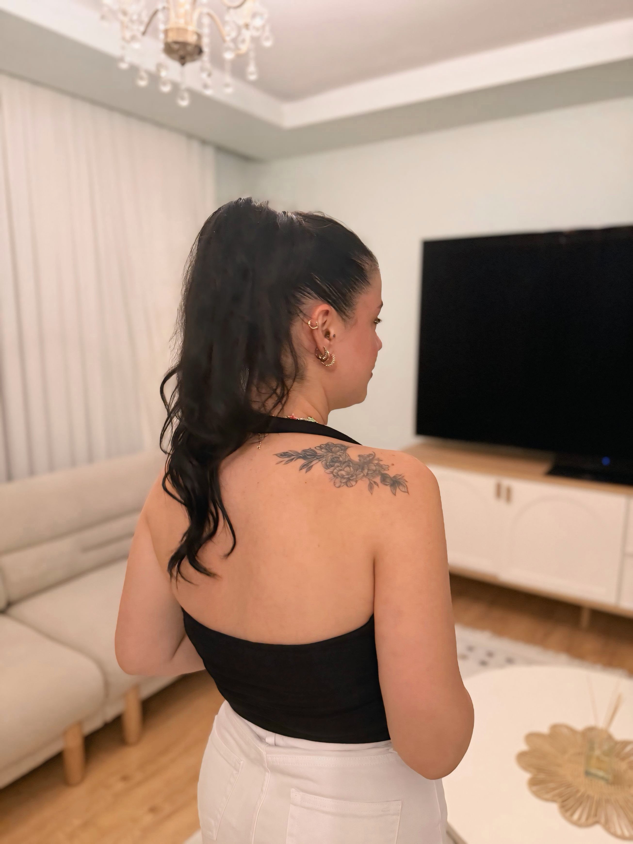 BluzSiyah Halter Yaka Fitilli Sırt Dekolteli Bluz