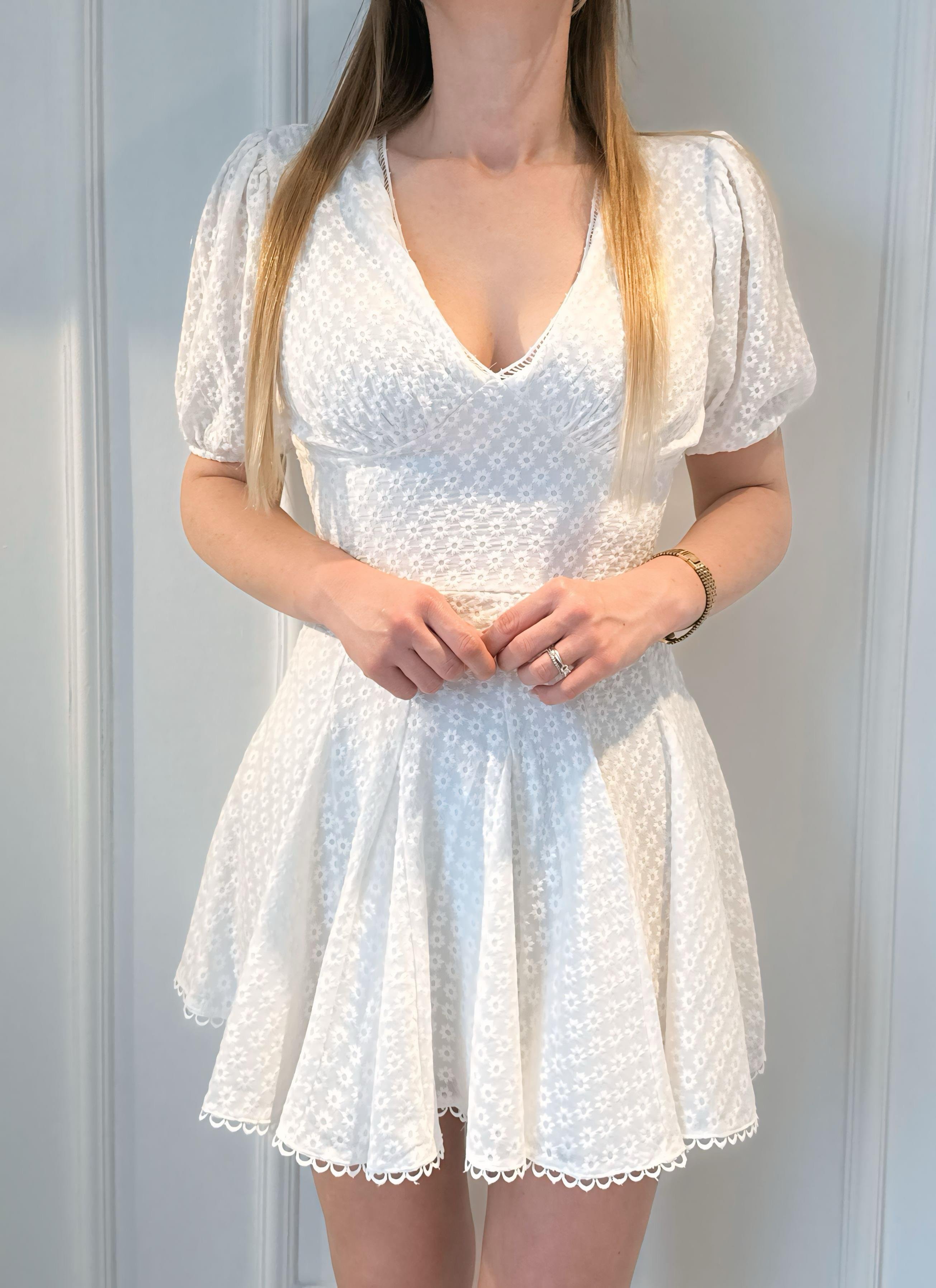 ELBİSEFisto İşlemeli Mini Boy Elbise - Beyaz