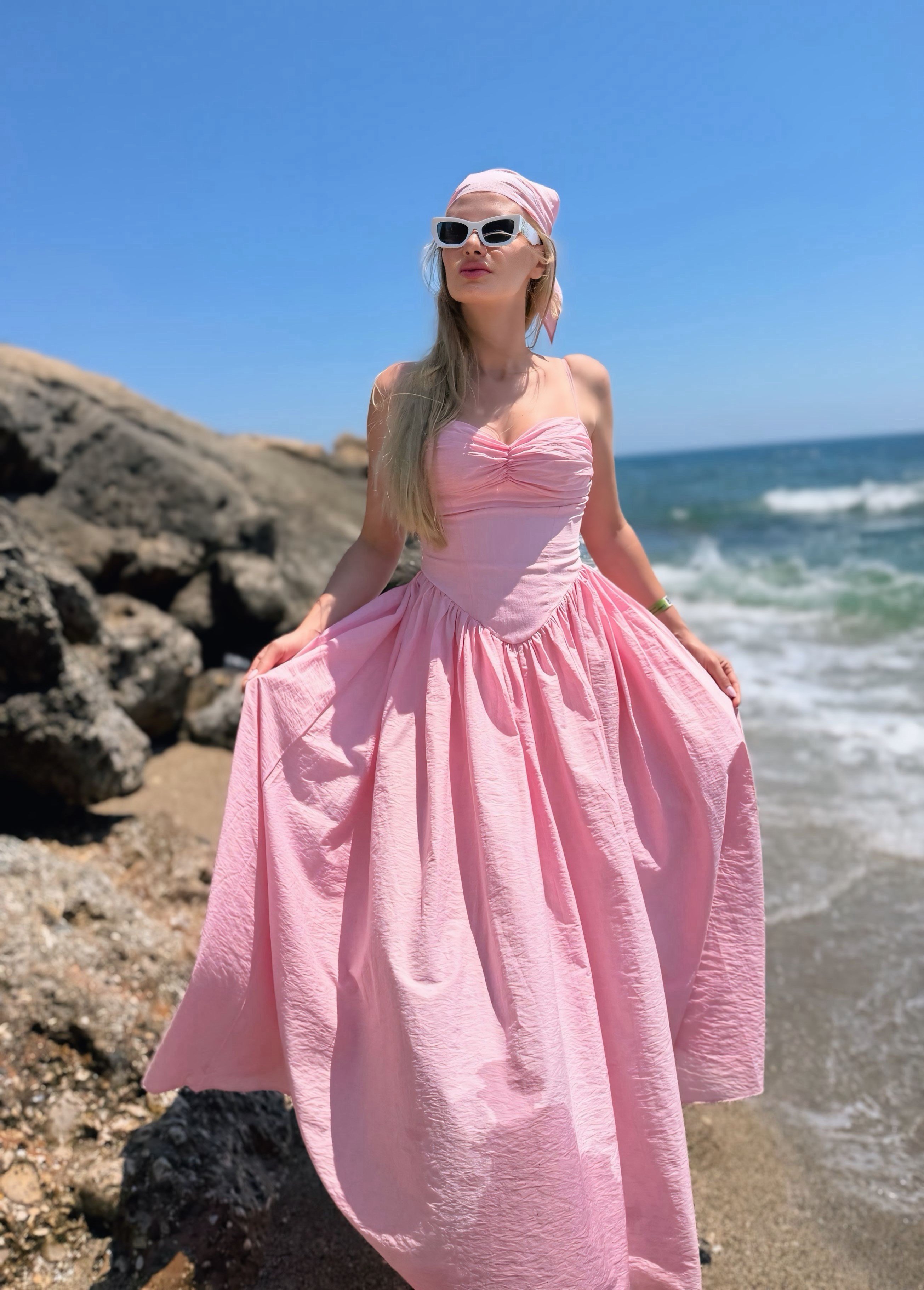 ELBİSEPembe Kalp Yaka Bandana Detaylı Çizgili Elbise