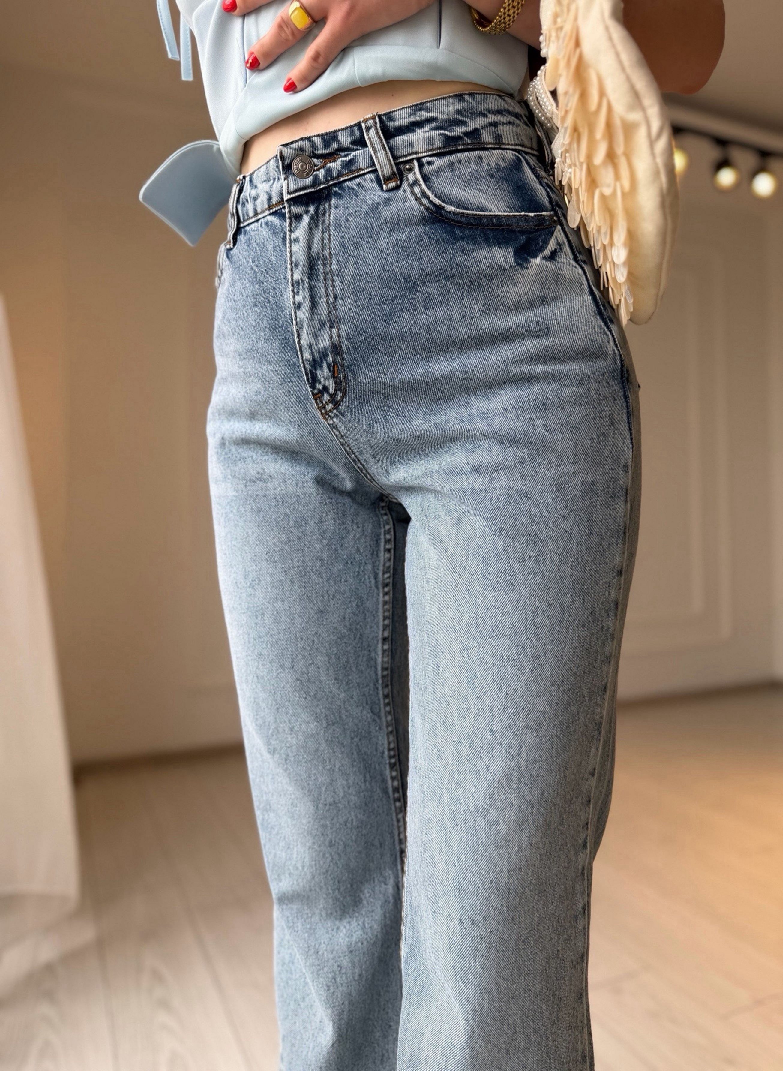 Jean Yüksek Bel Açık Mavi Yıkamalı Straight Jean