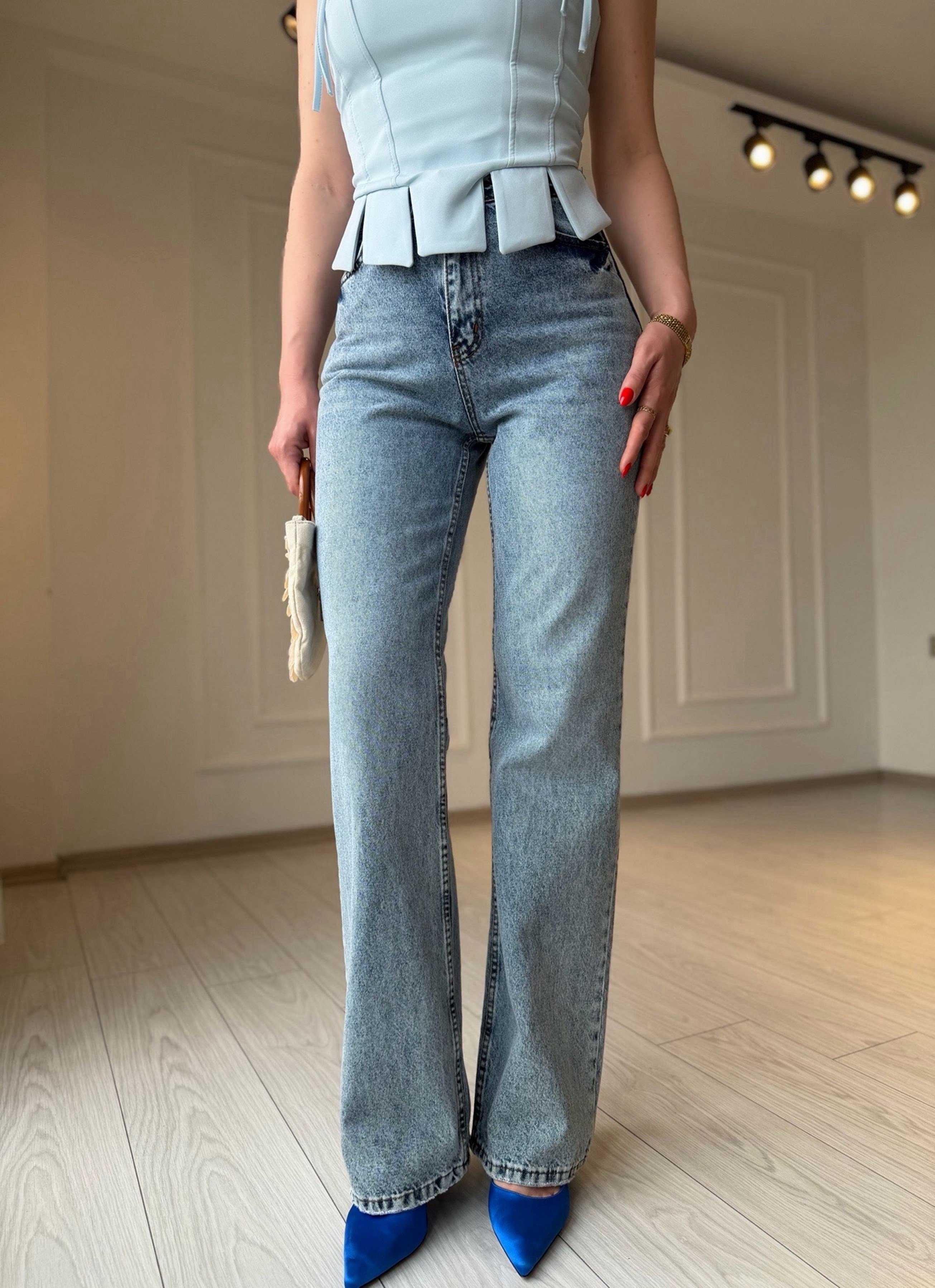 Jean Yüksek Bel Açık Mavi Yıkamalı Straight Jean
