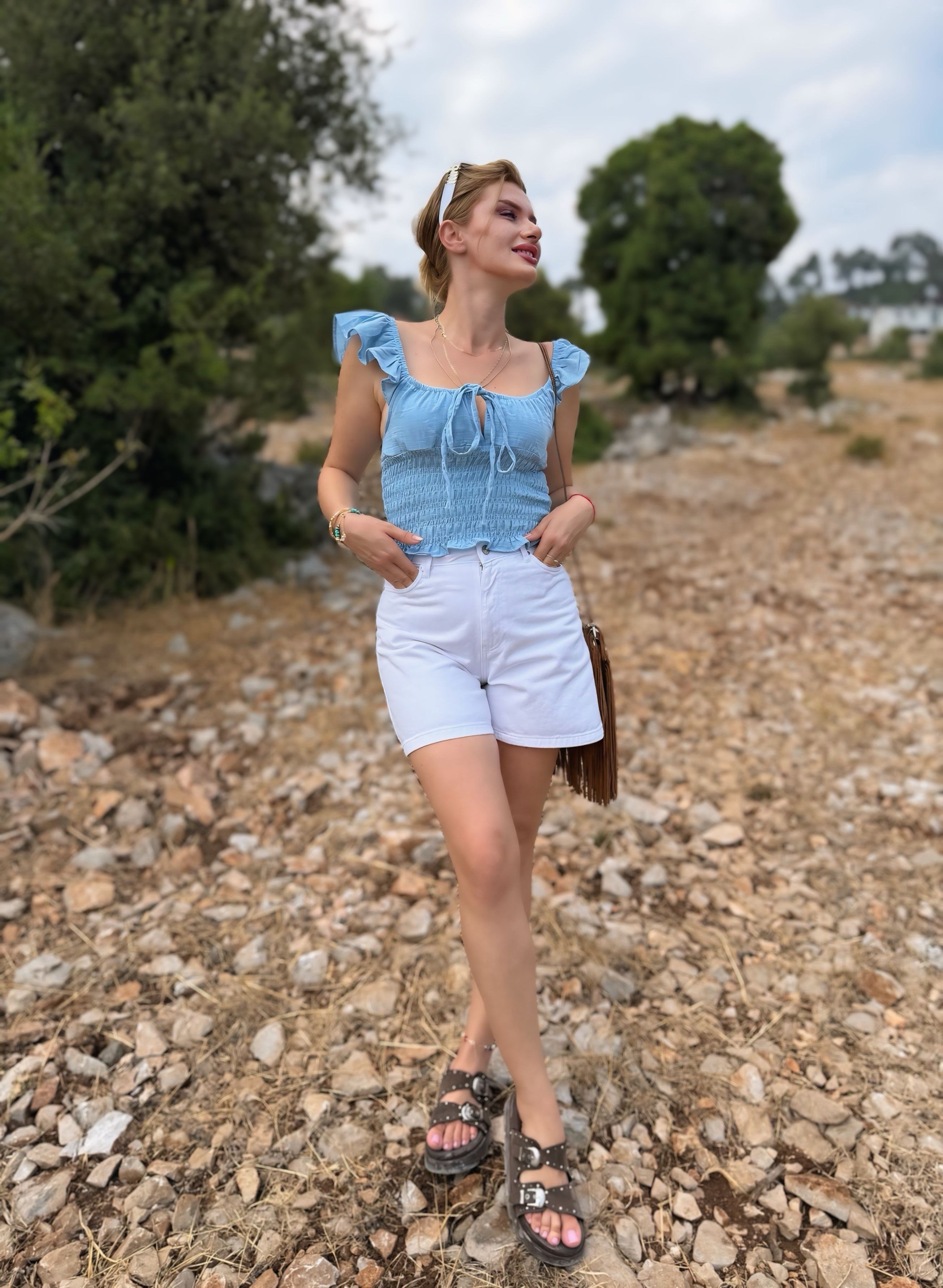 ŞortBeyaz Yüksek Bel Şehir Boy Kot Şort