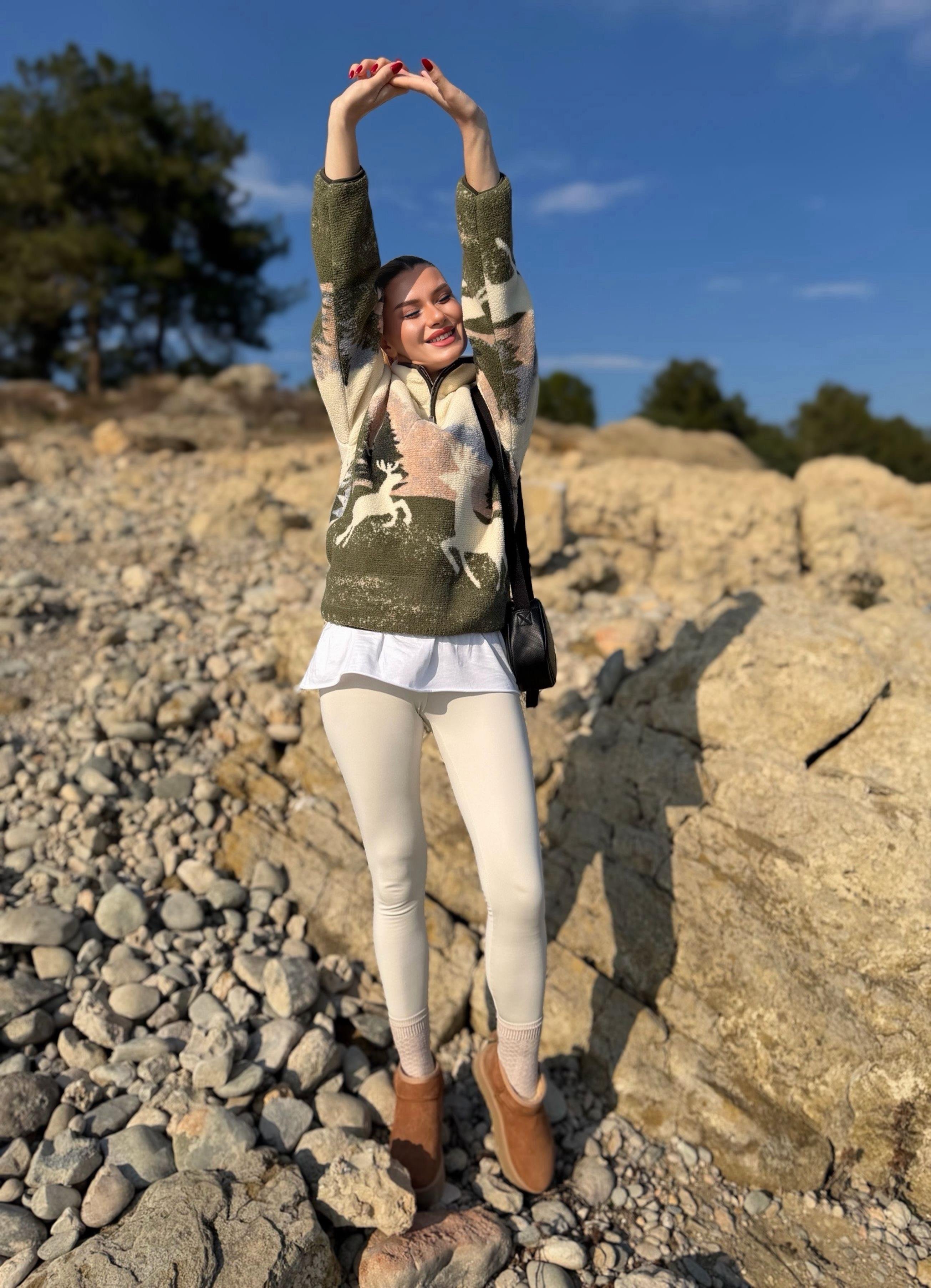 SweatshirtCozy Geyik Desenli Teddy Sweatshirt