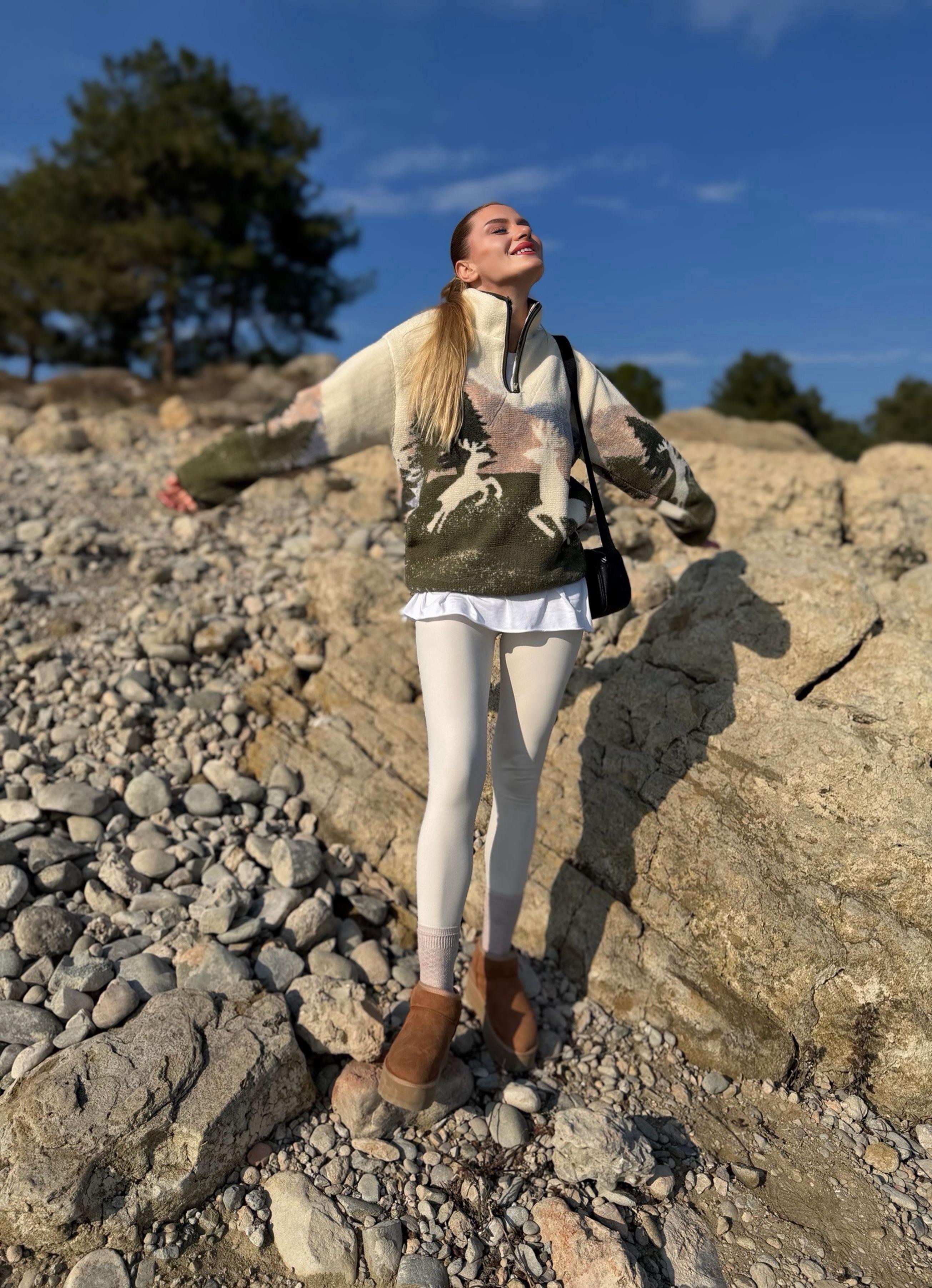SweatshirtCozy Geyik Desenli Teddy Sweatshirt