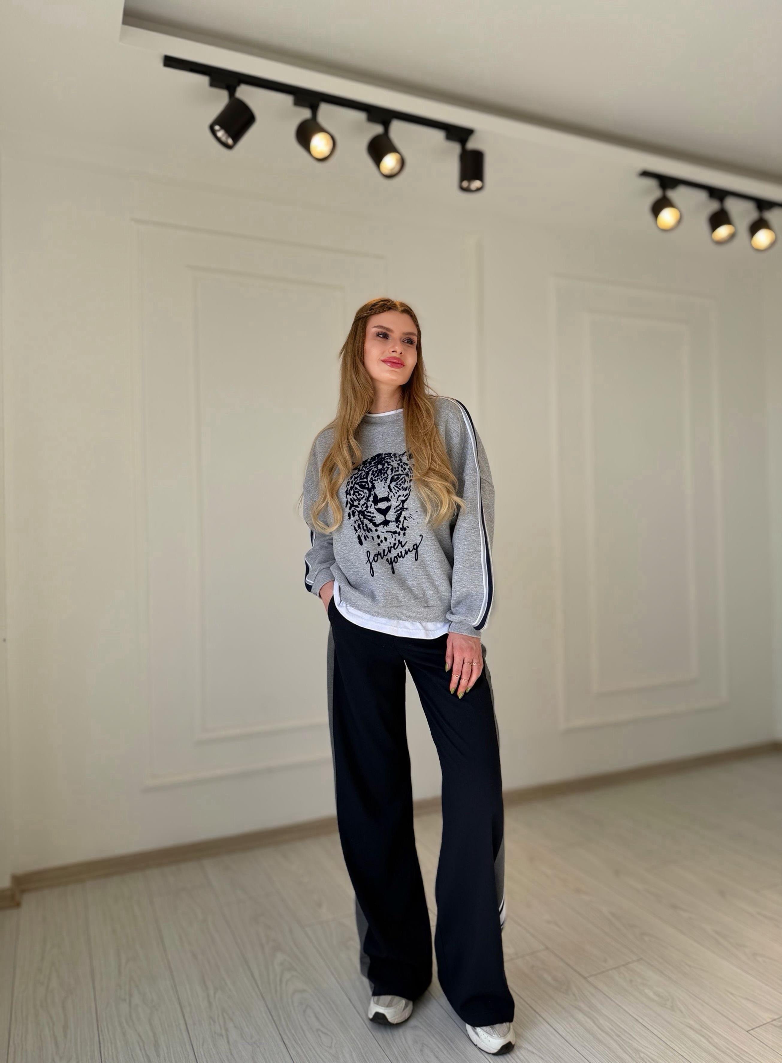 SweatshirtGri Kaplan Baskılı İçi Tshirt Görünümlü Sweatshirt