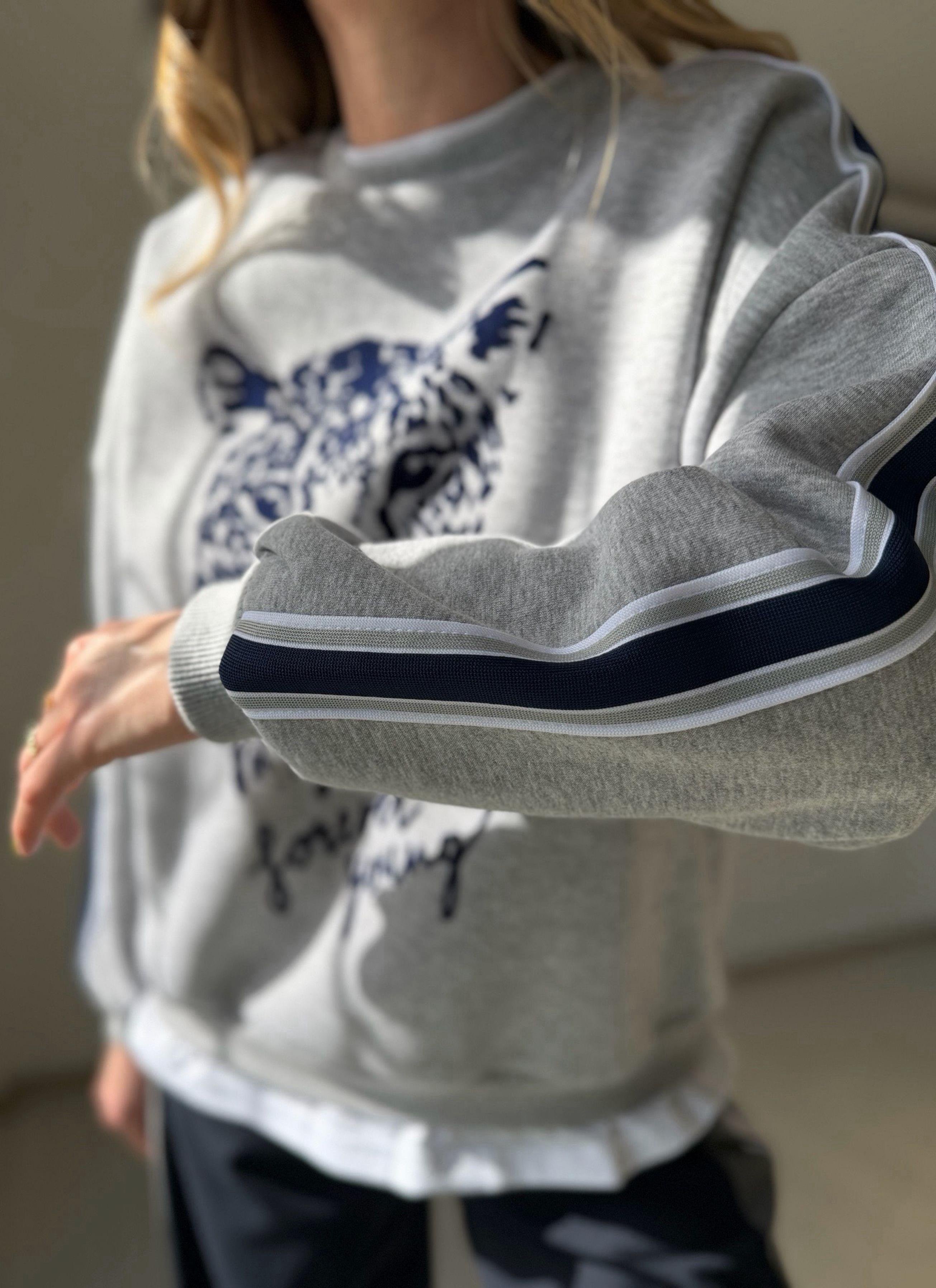 SweatshirtGri Kaplan Baskılı İçi Tshirt Görünümlü Sweatshirt