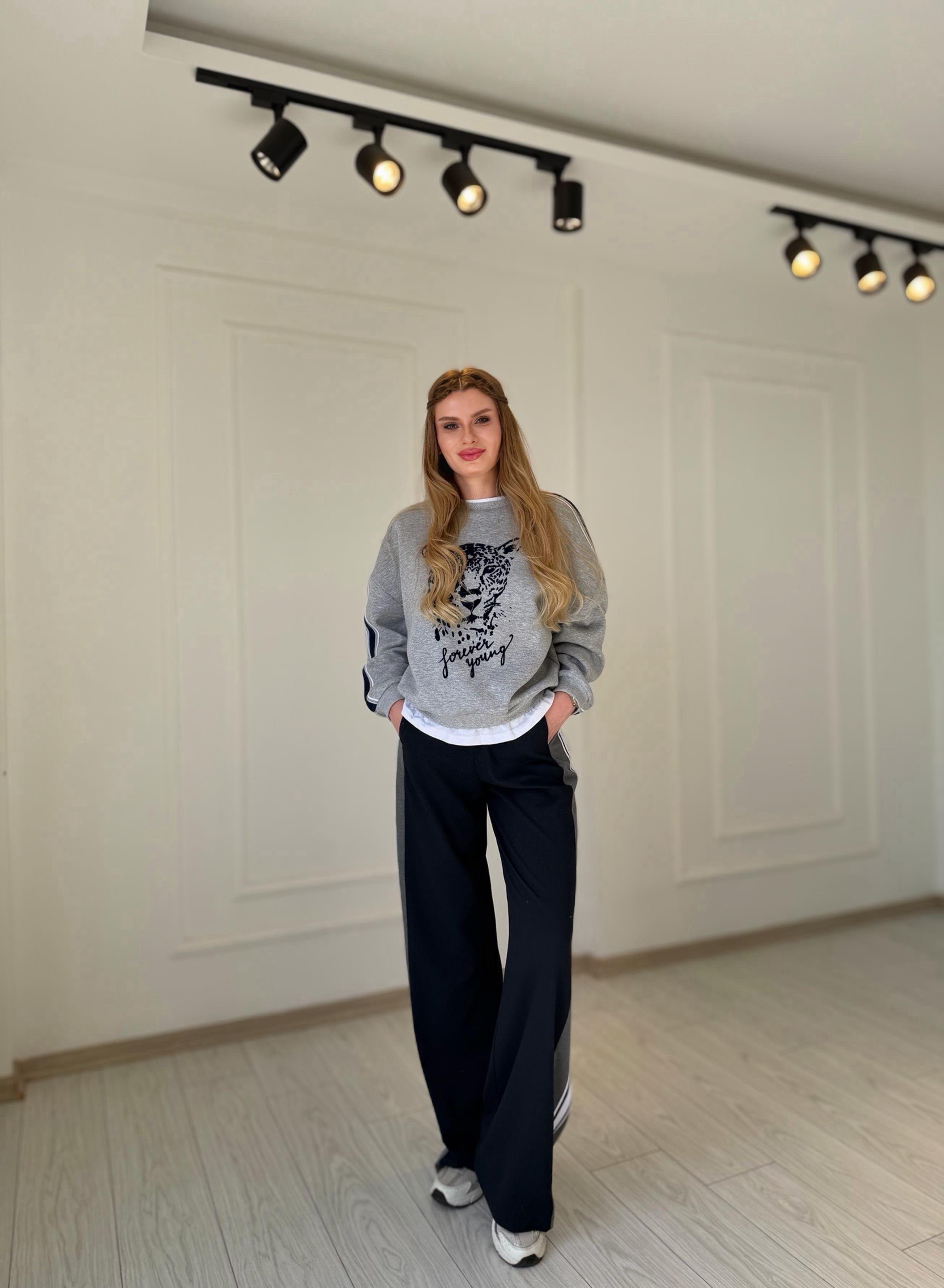 SweatshirtGri Kaplan Baskılı İçi Tshirt Görünümlü Sweatshirt
