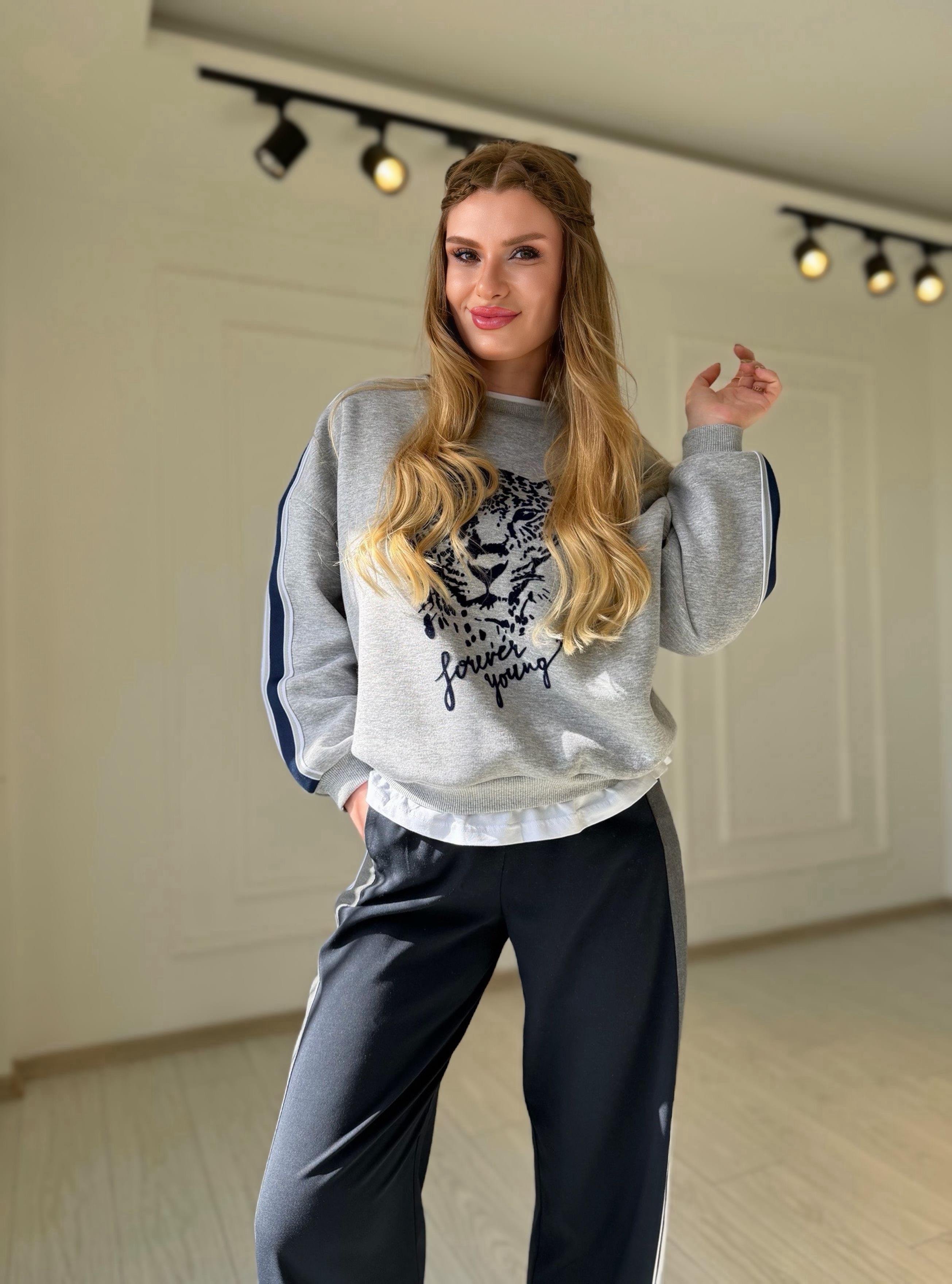 SweatshirtGri Kaplan Baskılı İçi Tshirt Görünümlü Sweatshirt