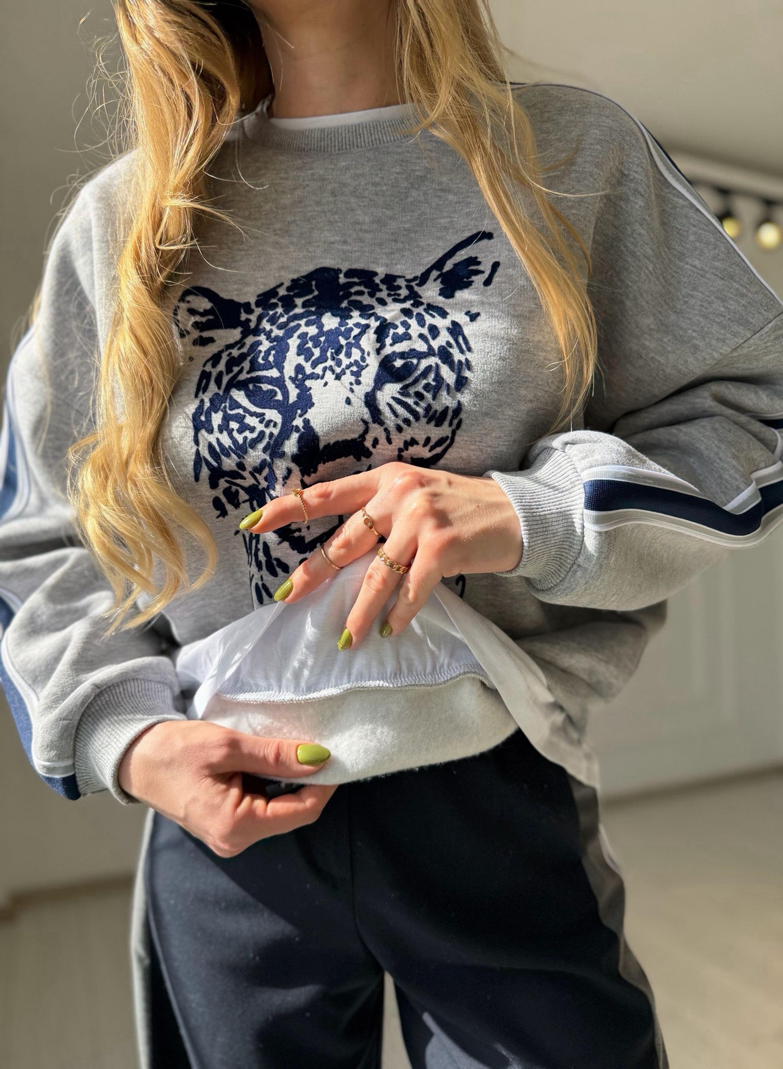 SweatshirtGri Kaplan Baskılı İçi Tshirt Görünümlü Sweatshirt