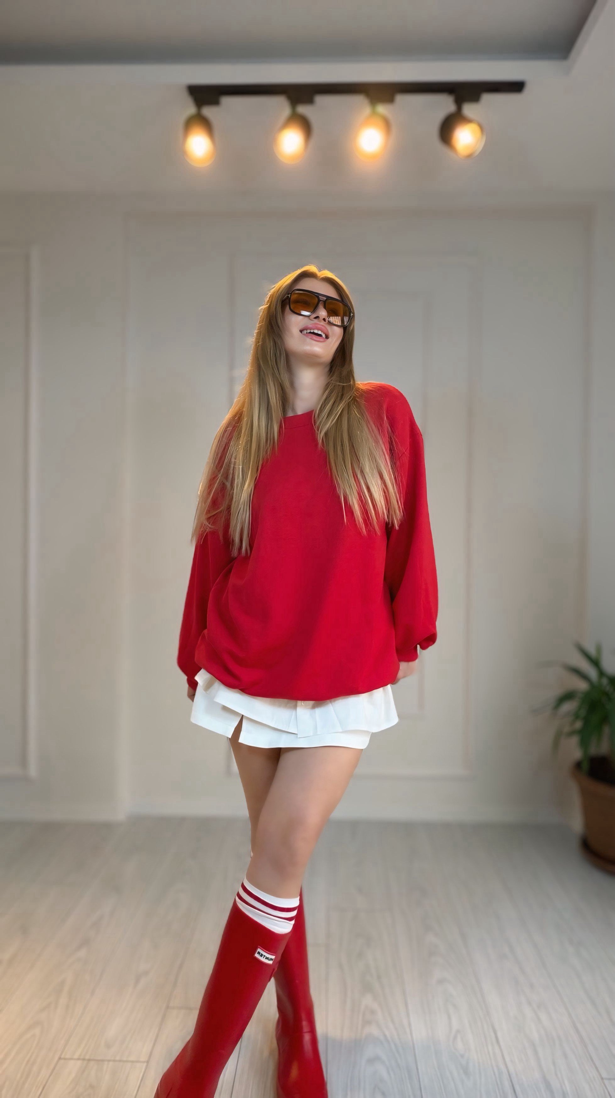 SweatshirtKırmızı Çıkarılabilir Gömlek Detaylı Bisiklet Yaka Sweatshirt