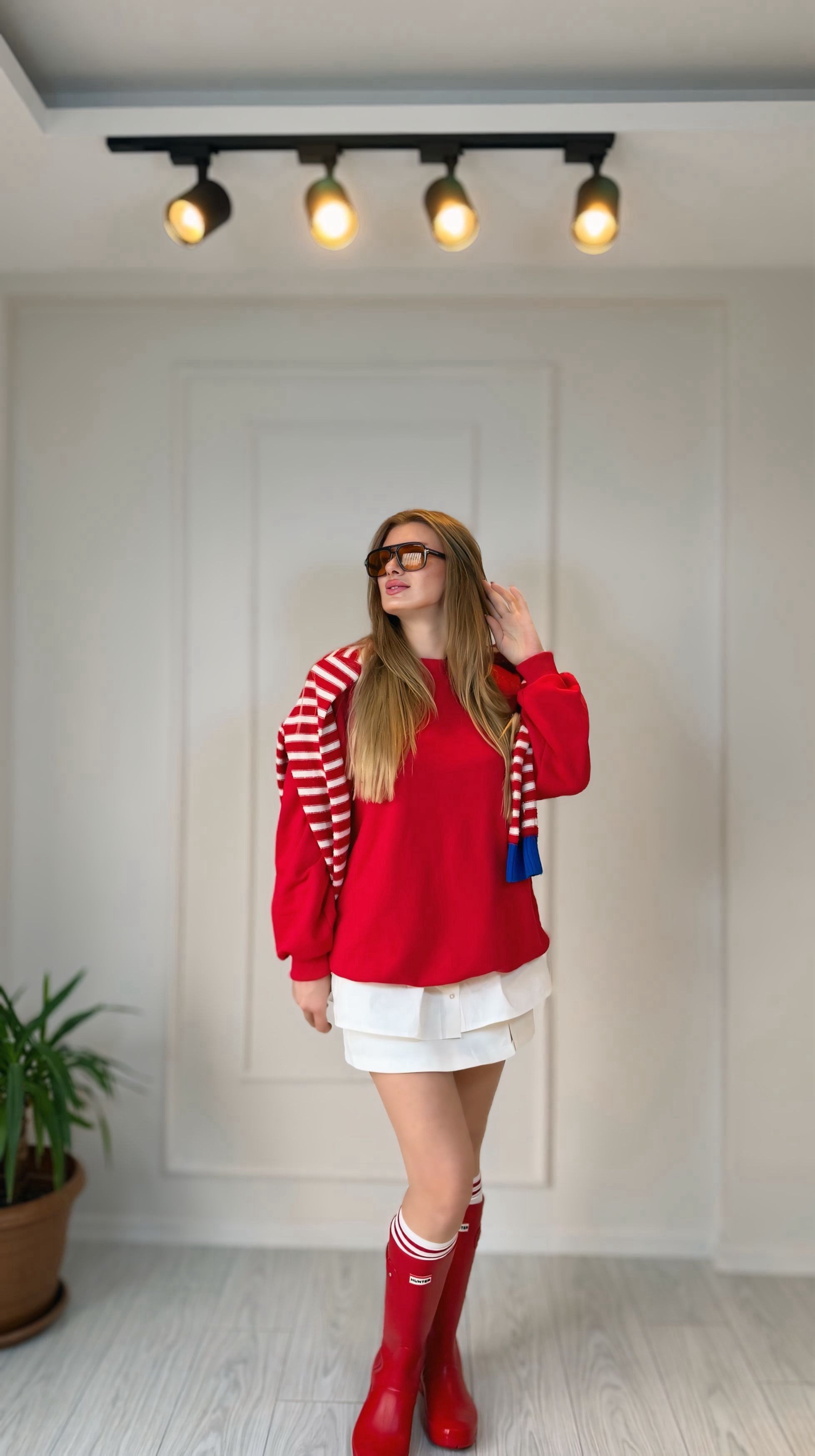 SweatshirtKırmızı Çıkarılabilir Gömlek Detaylı Bisiklet Yaka Sweatshirt