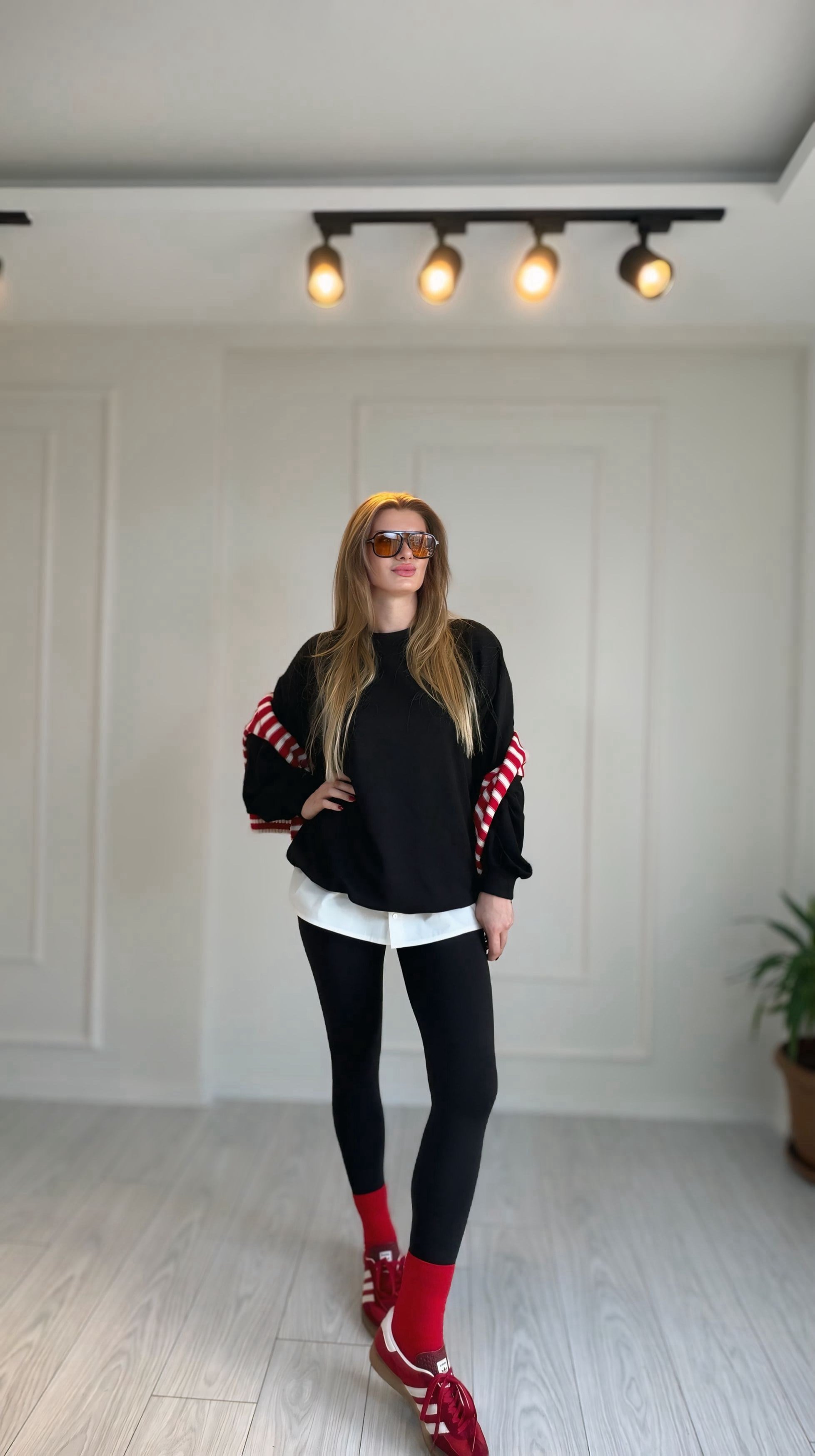 SweatshirtSiyah Çıkarılabilir Gömlek Detaylı Bisiklet Yaka Sweatshirt
