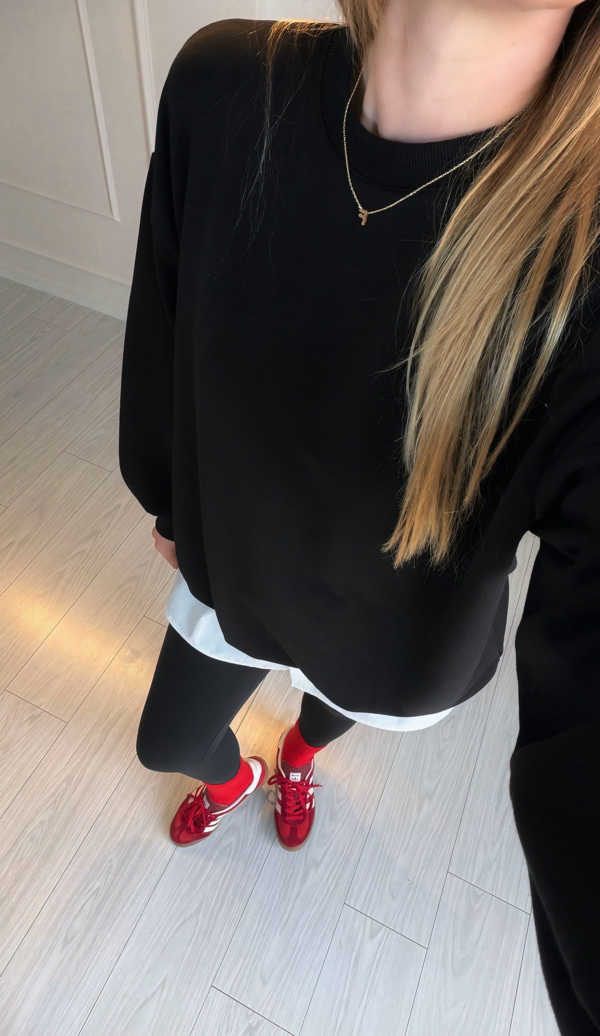 SweatshirtSiyah Çıkarılabilir Gömlek Detaylı Bisiklet Yaka Sweatshirt