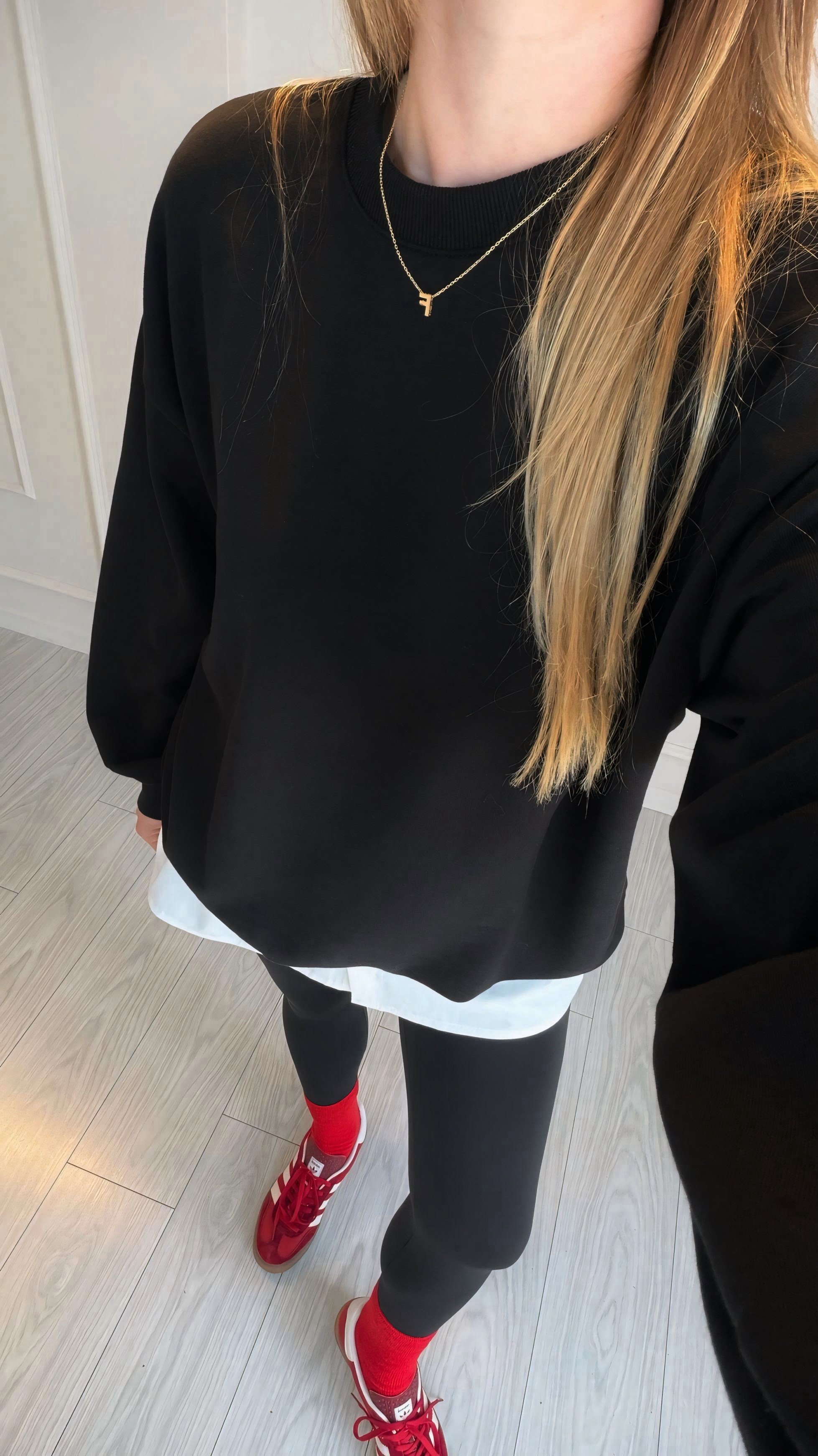 SweatshirtSiyah Çıkarılabilir Gömlek Detaylı Bisiklet Yaka Sweatshirt
