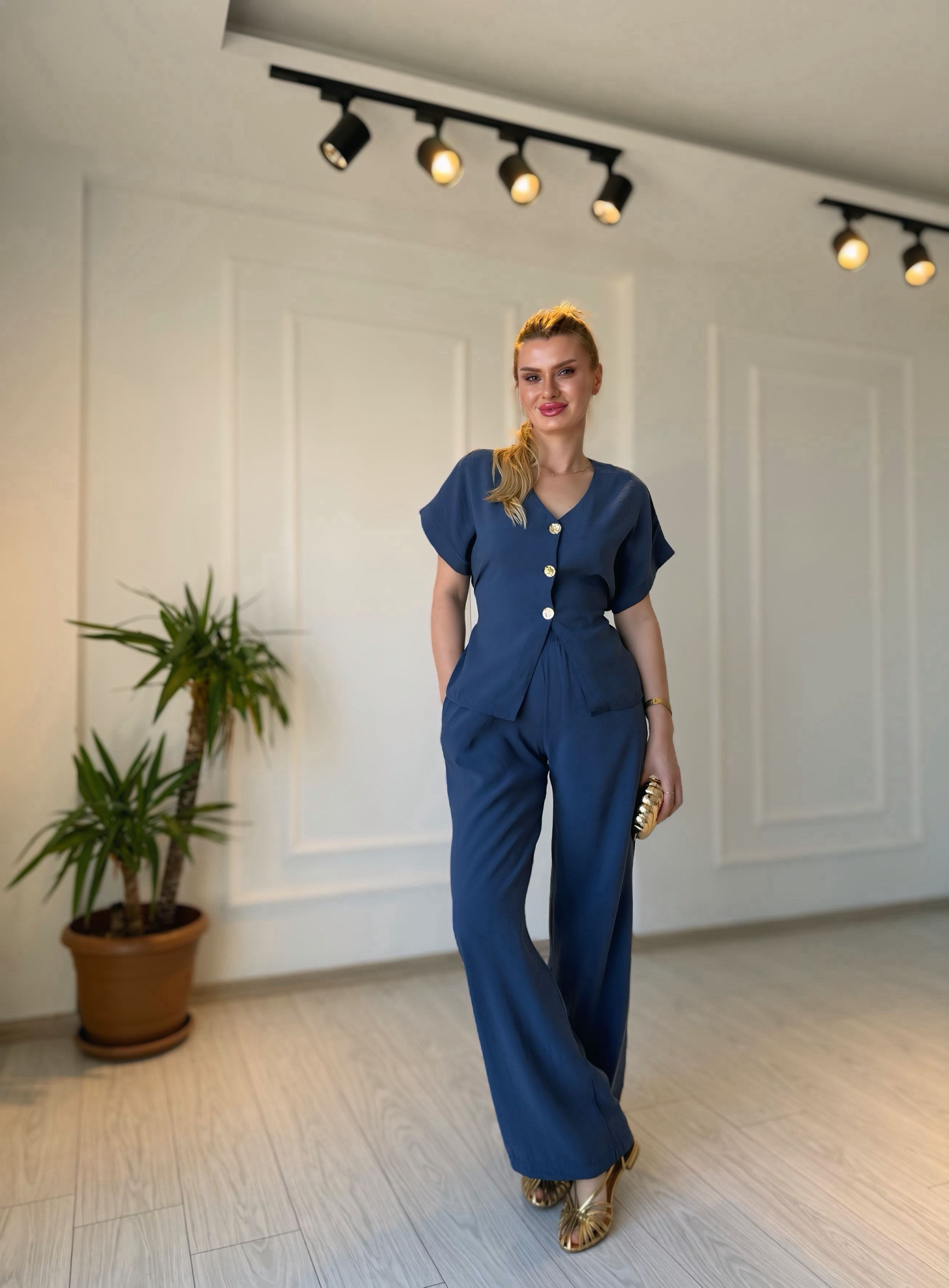 TAKIMİndigo Tensel Düğme & Kuşak Detaylı Yelek Pantolon Takım