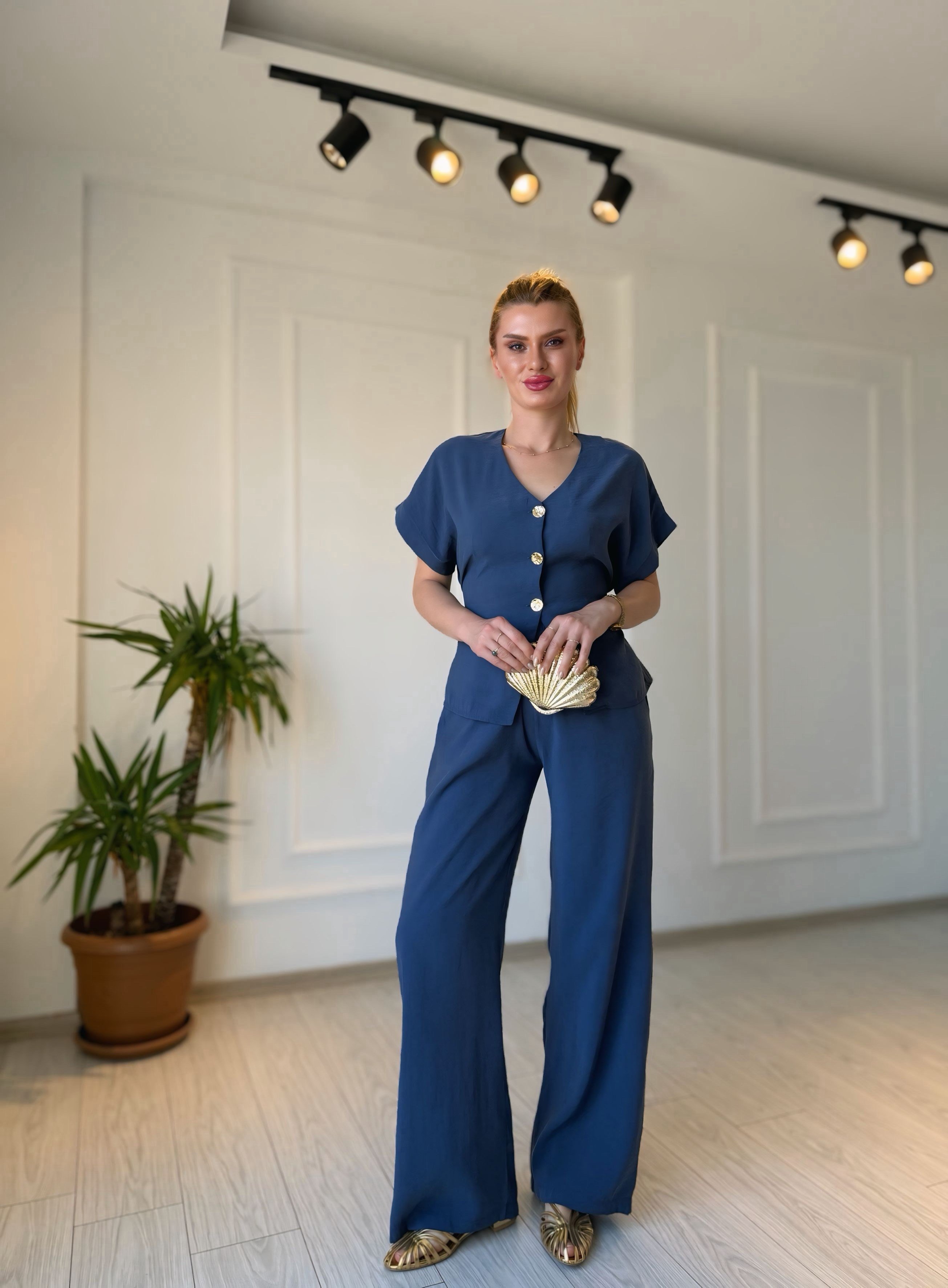 TAKIMİndigo Tensel Düğme & Kuşak Detaylı Yelek Pantolon Takım