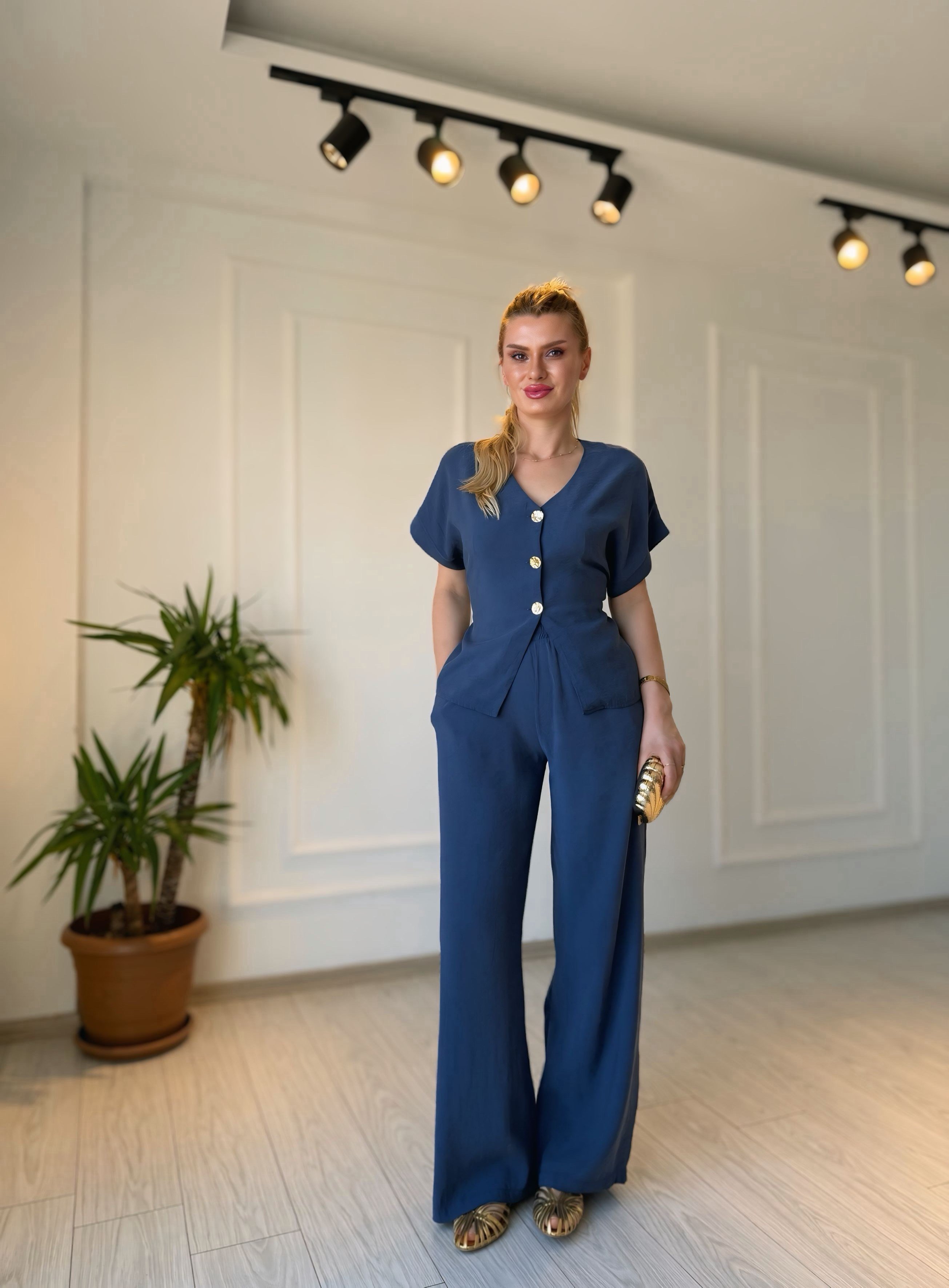 TAKIMİndigo Tensel Düğme & Kuşak Detaylı Yelek Pantolon Takım