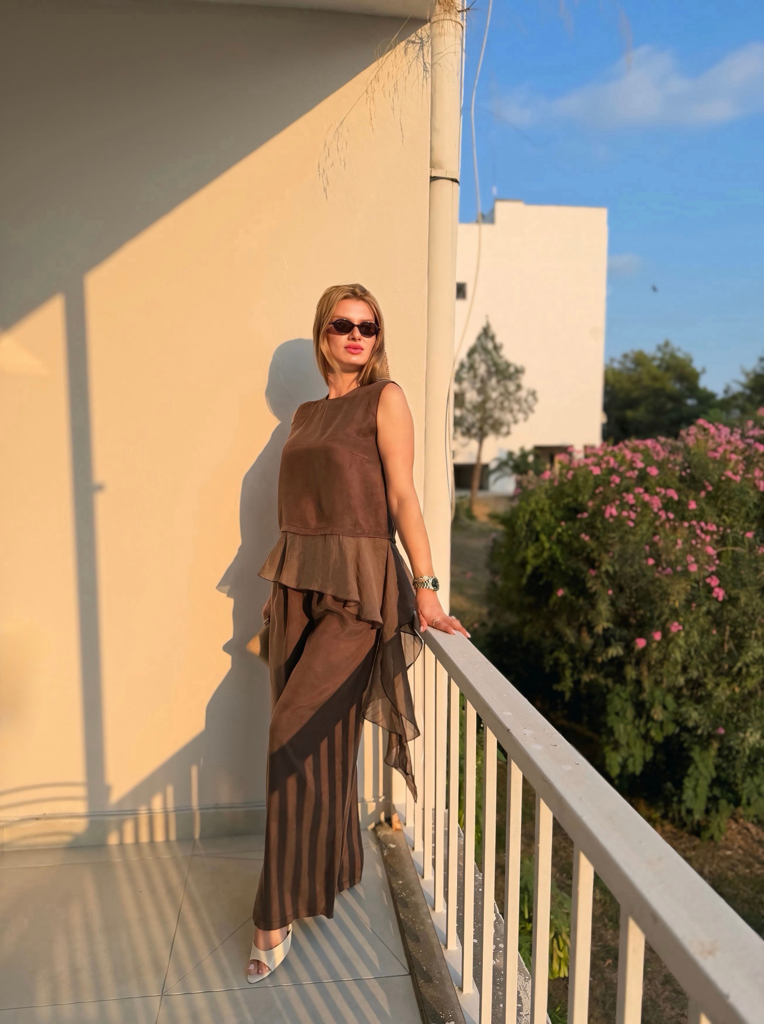 TAKIMKahve Garnili Bluz Pantolon Takım