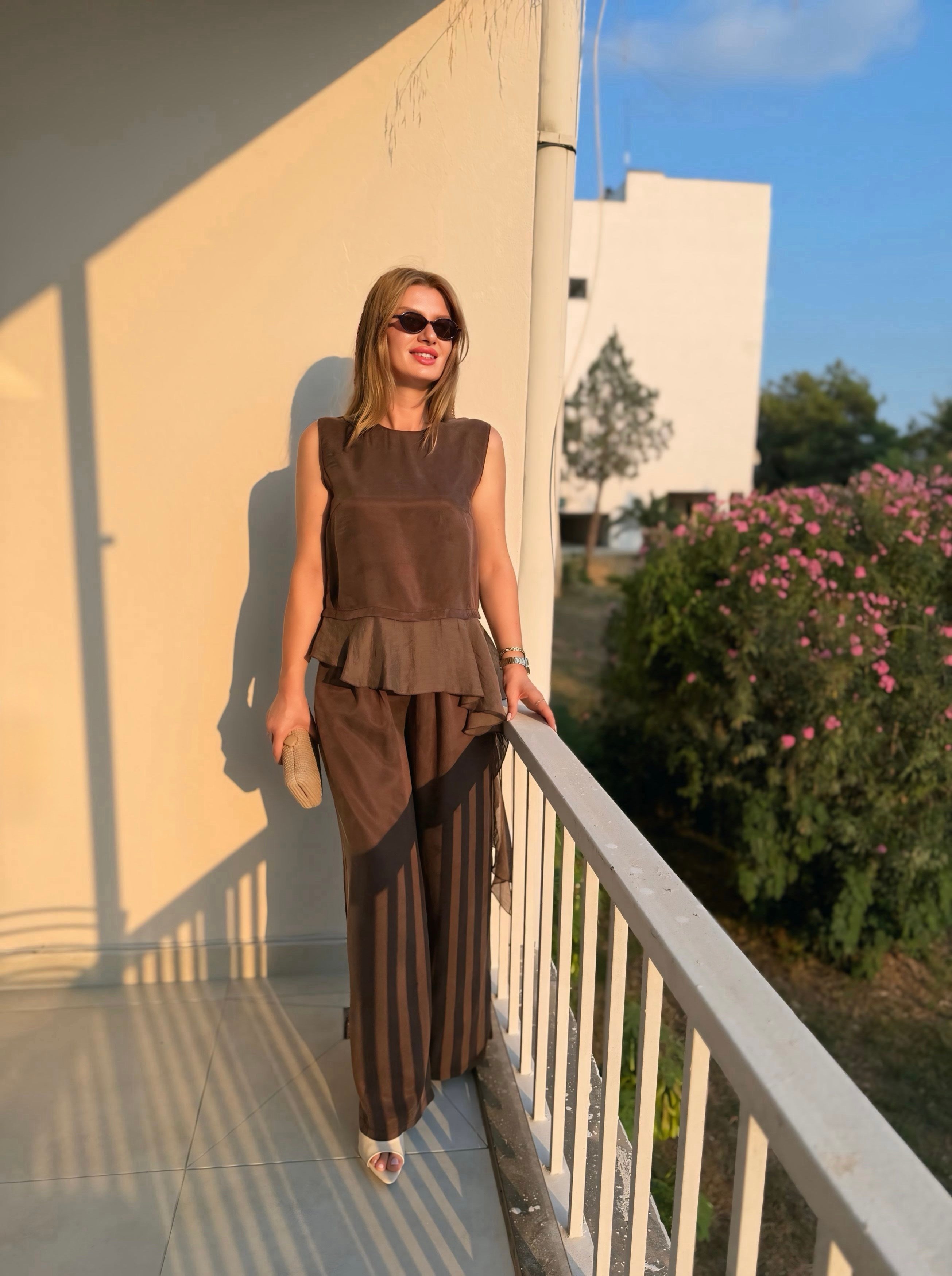 TAKIMKahve Garnili Bluz Pantolon Takım