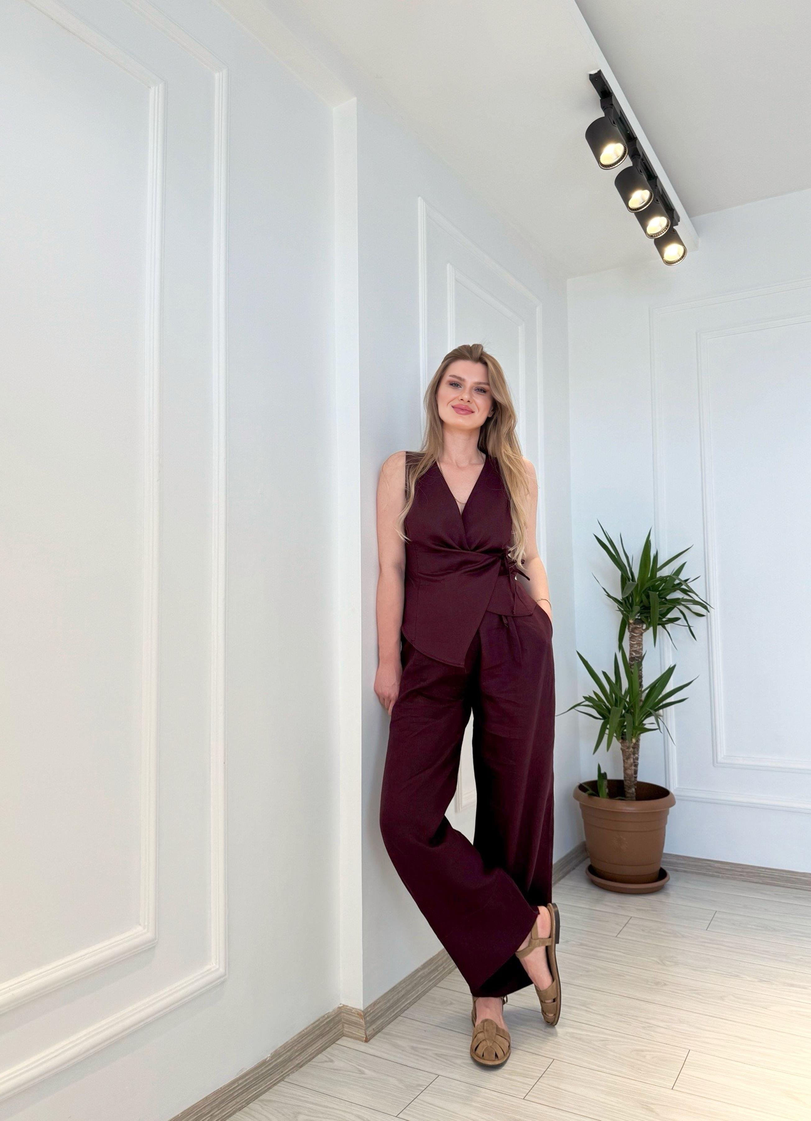 TAKIMKruvaze Bağlama Detaylı Premium Keten Yelek Pantolon Takım- Mürdüm