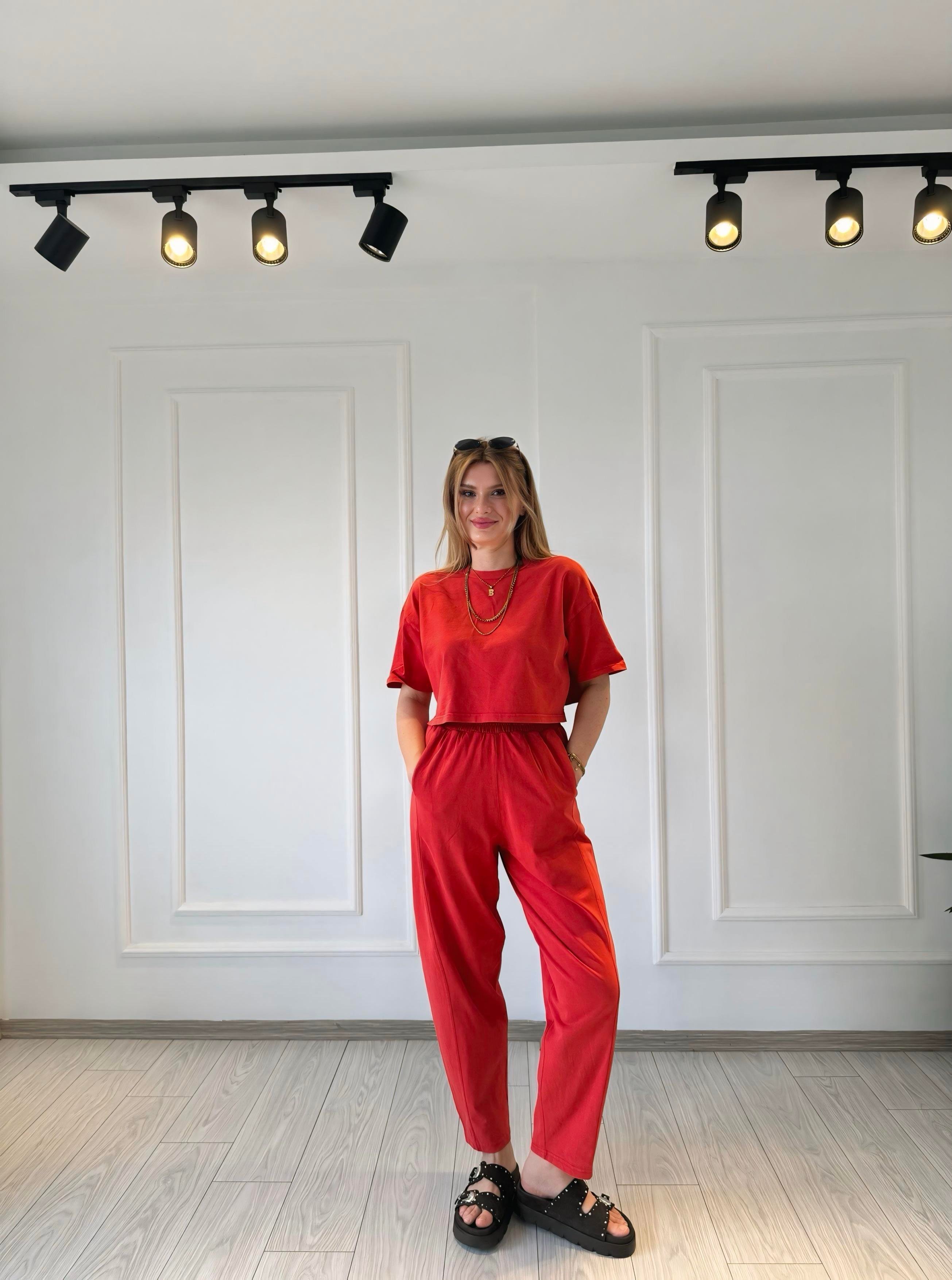 TAKIMMarka Model Kar Yıkamalı Pantolon Tshirt Takım - Nar Çiçeği