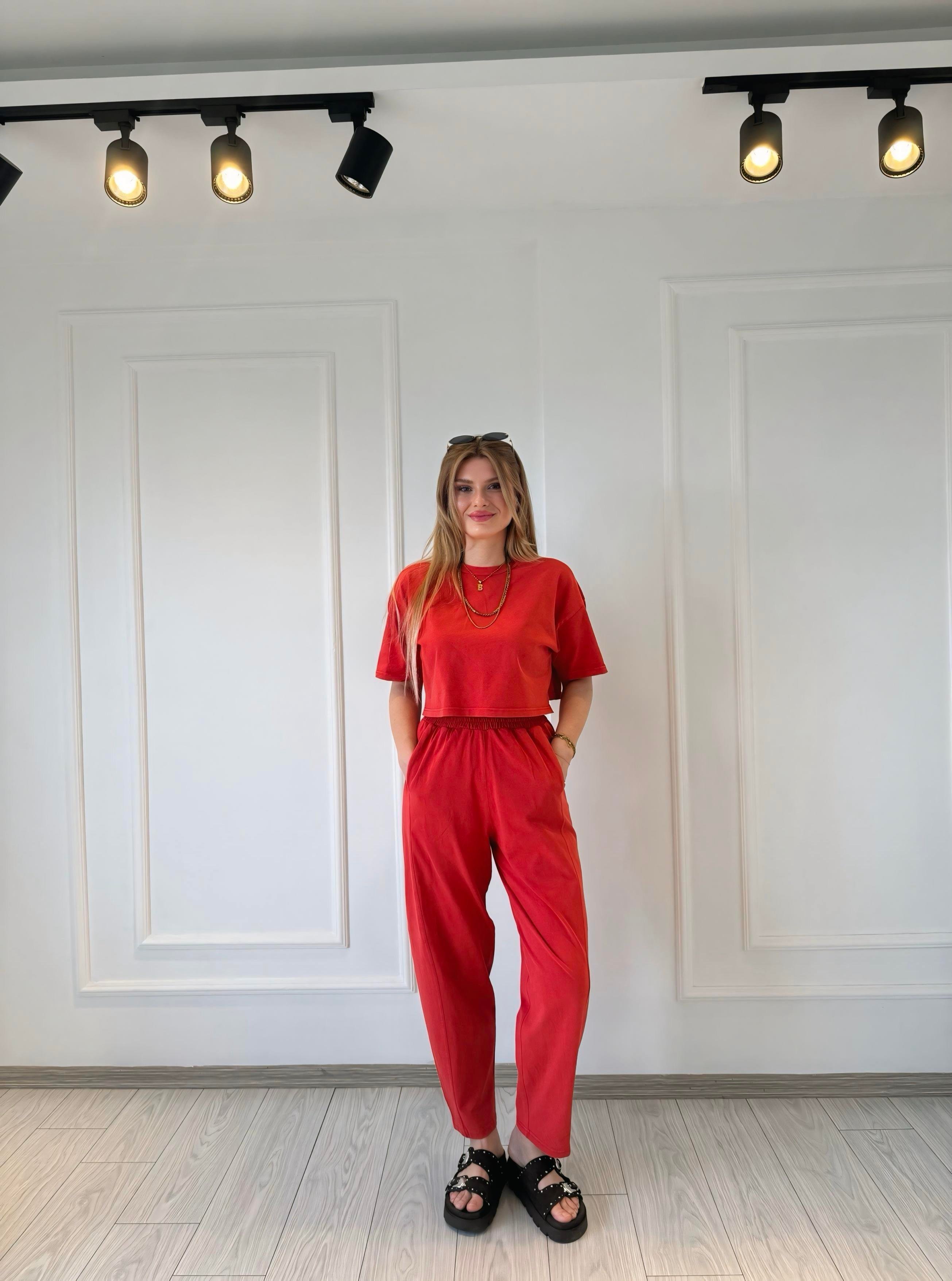 TAKIMMarka Model Kar Yıkamalı Pantolon Tshirt Takım - Nar Çiçeği
