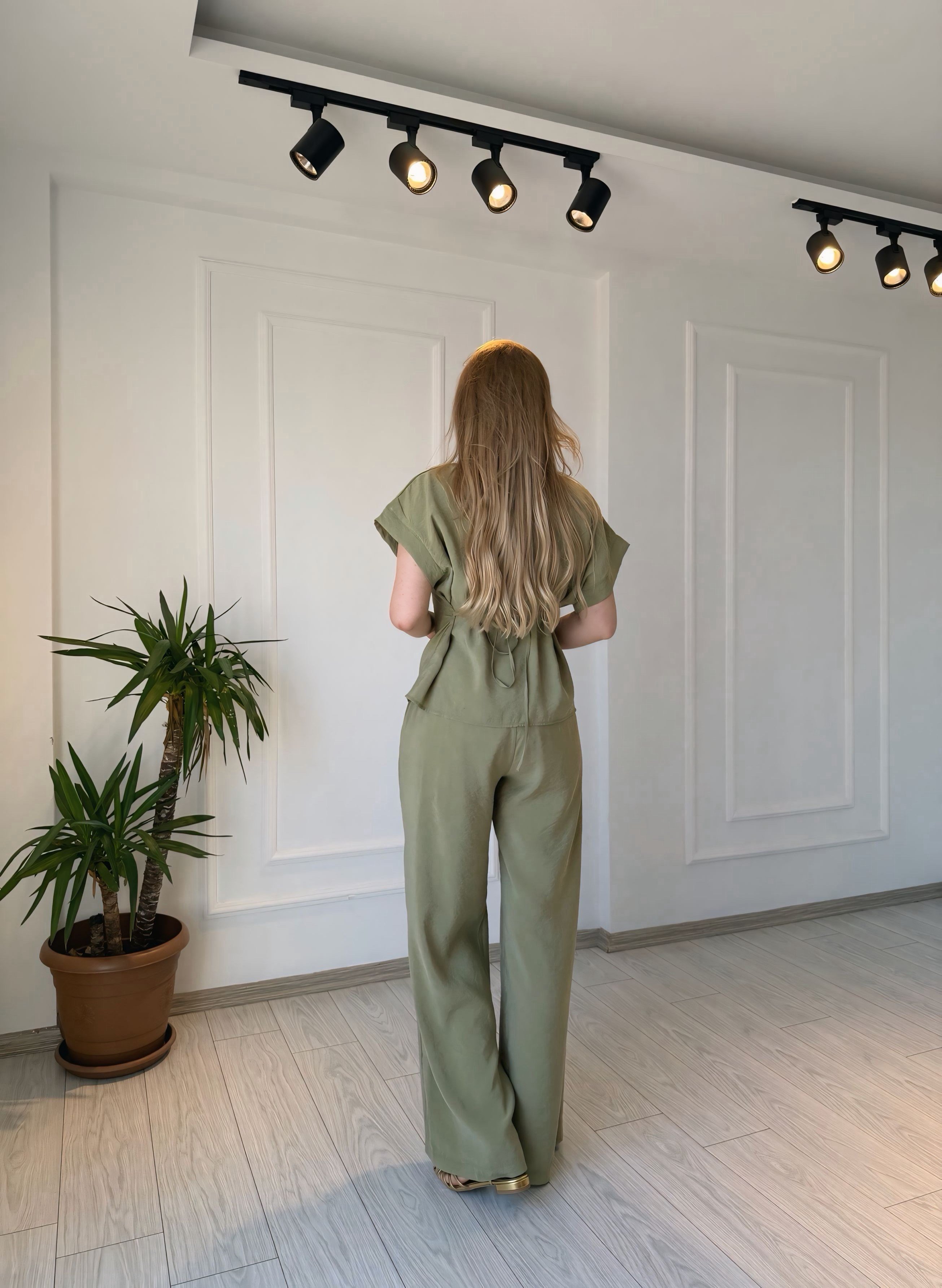 TAKIMOlive Tensel Düğme & Kuşak Detaylı Yelek Pantolon Takım